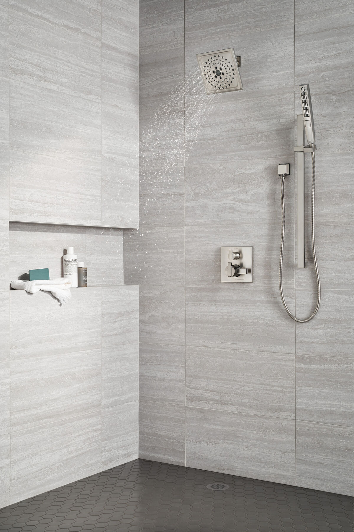 H<sub>2</sub>Okinetic&reg; Hand Shower 1.75 GPM w/Slide Bar 4S