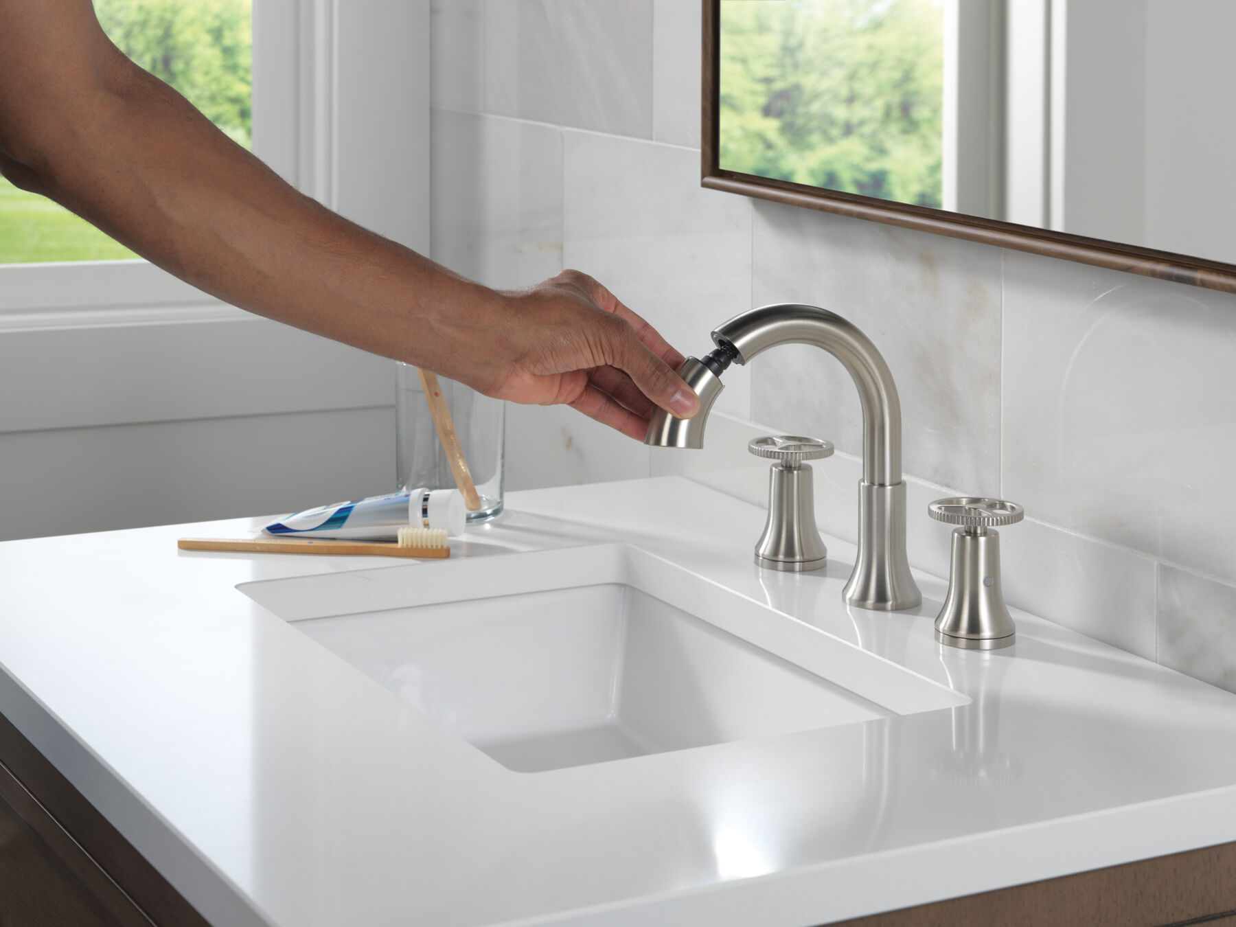 Two Handle Widespread Pull Down Bathroom Faucet
