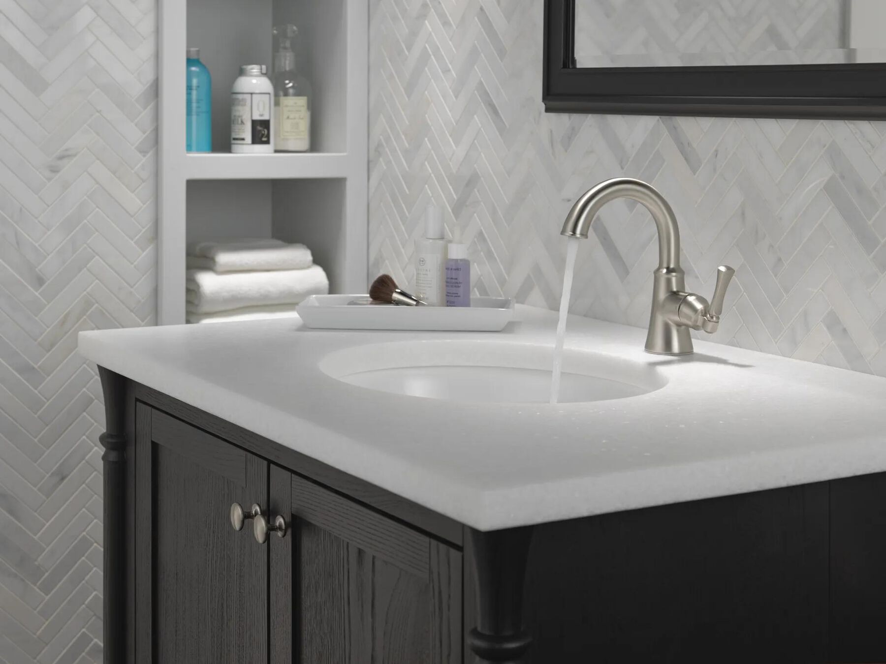 Single Handle Bathroom Faucet