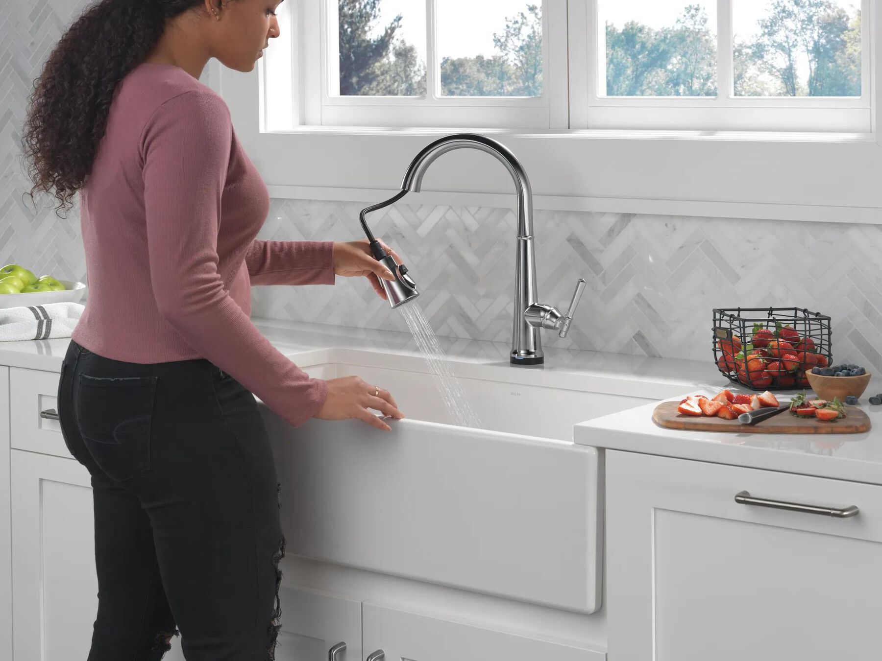 Touch<sub>2</sub>O&reg;  Pull-Down Kitchen w/ShieldSpray (Recertified)