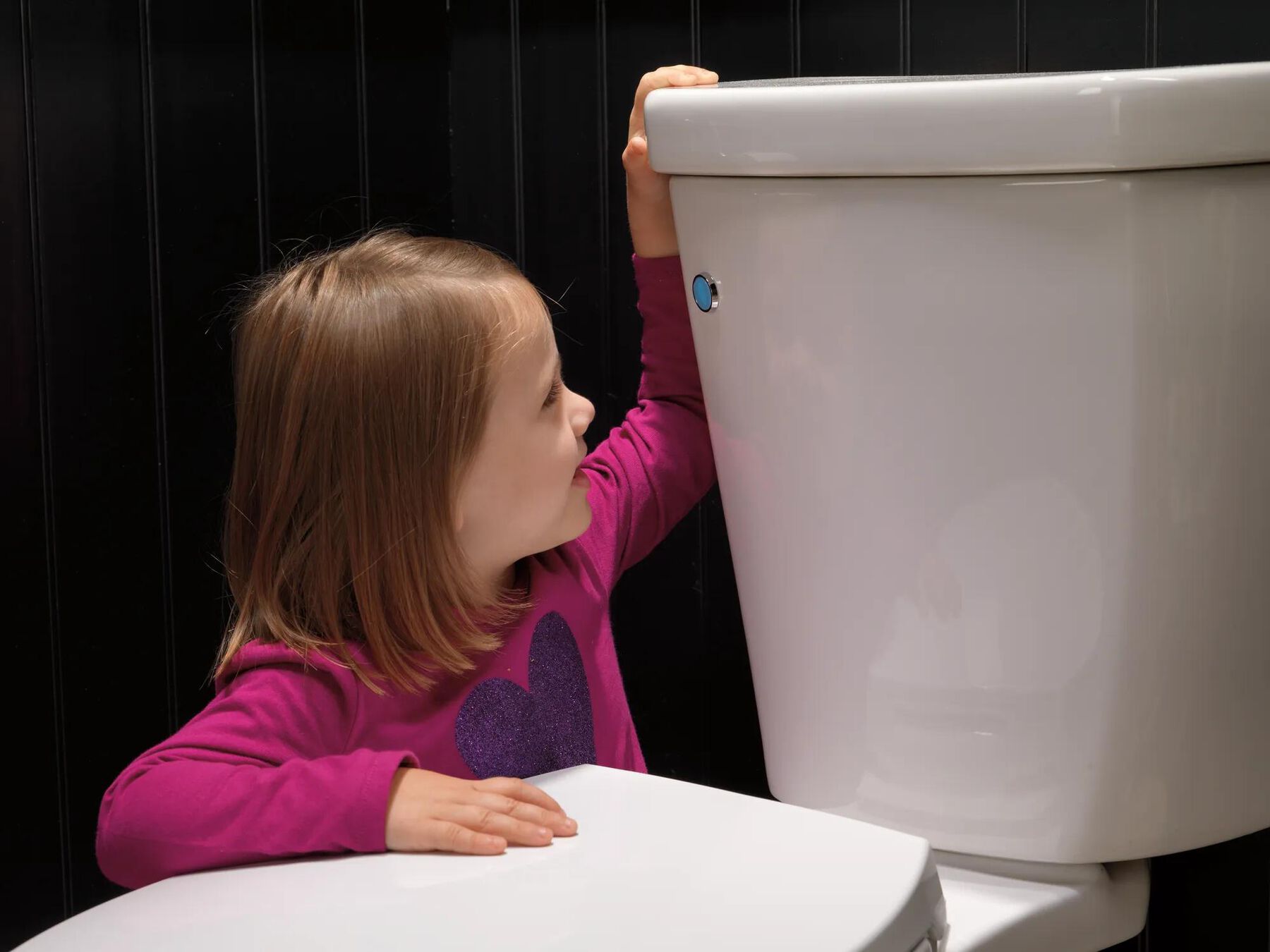 Toilet with FlushIQ&reg; - Elongated Front