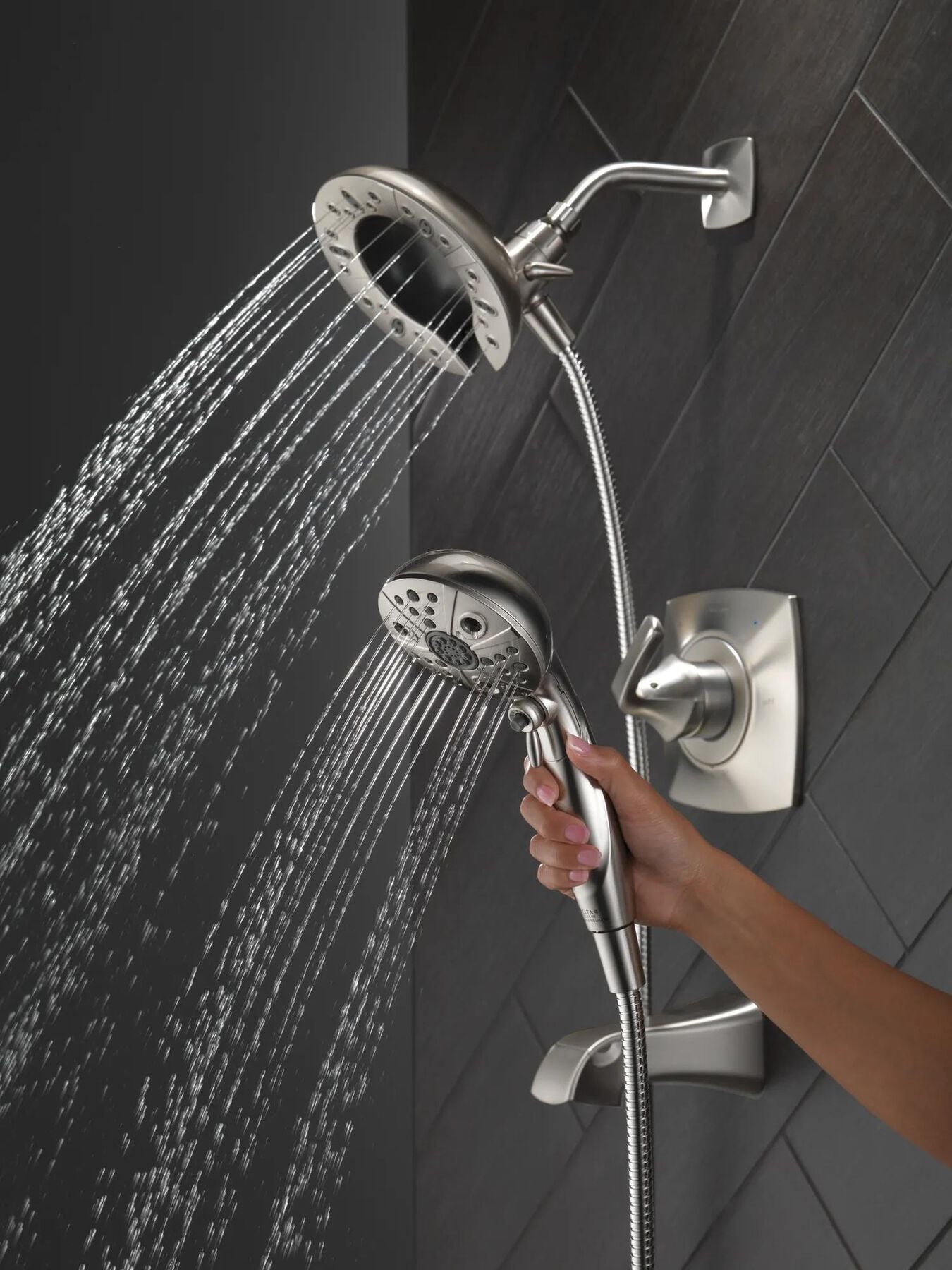 Monitor&reg; 14 Series Tub and Shower with In2ition&reg; Two-in-One Shower