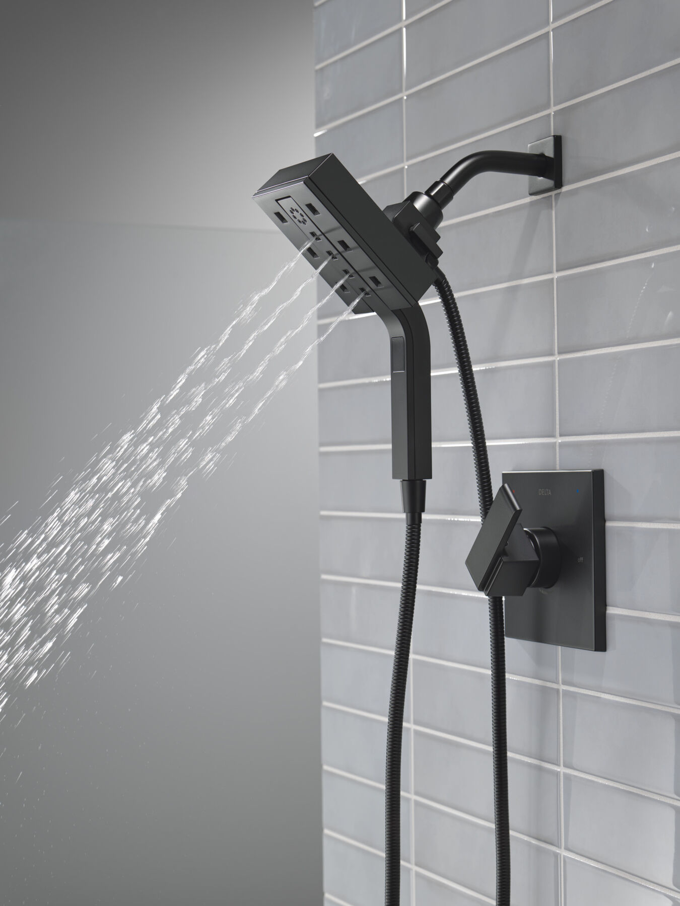 H<sub>2</sub>Okinetic&reg; In2ition&reg; 4-Setting Two-in-One Shower
