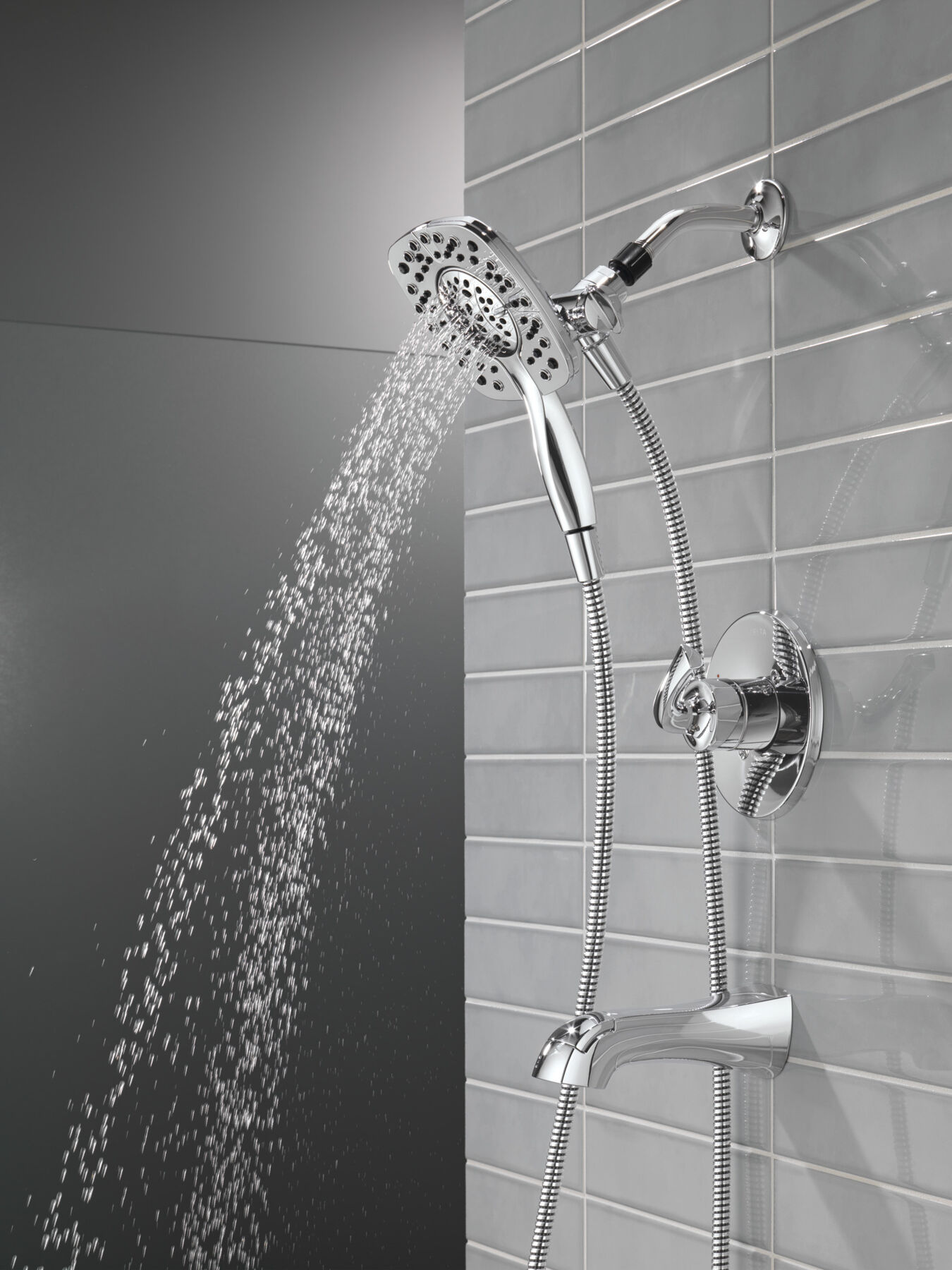 Monitor&reg; 14 Series Tub and Shower