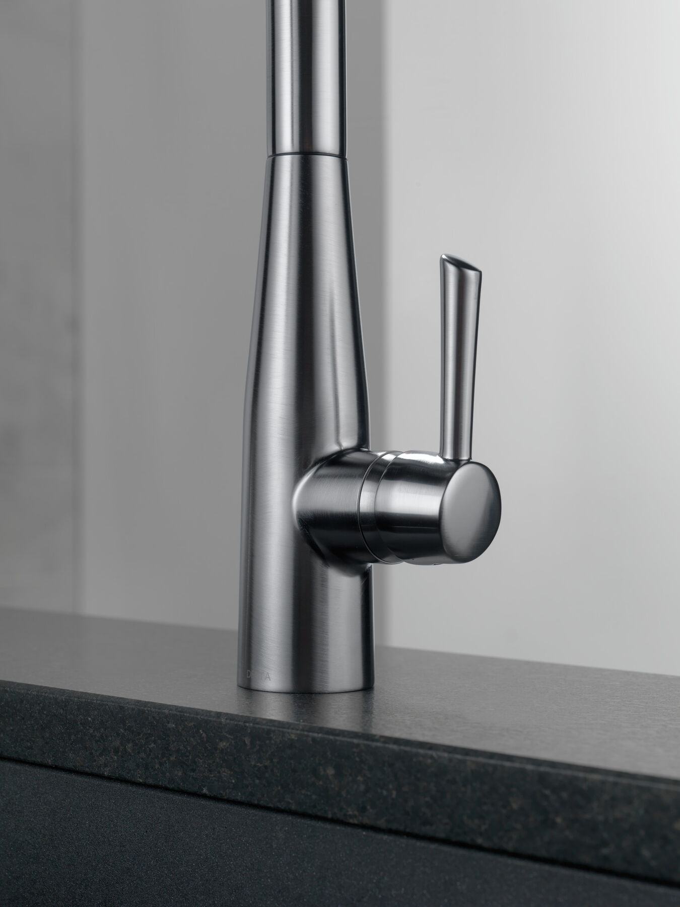 Single Handle Pull-Down Kitchen Faucet
