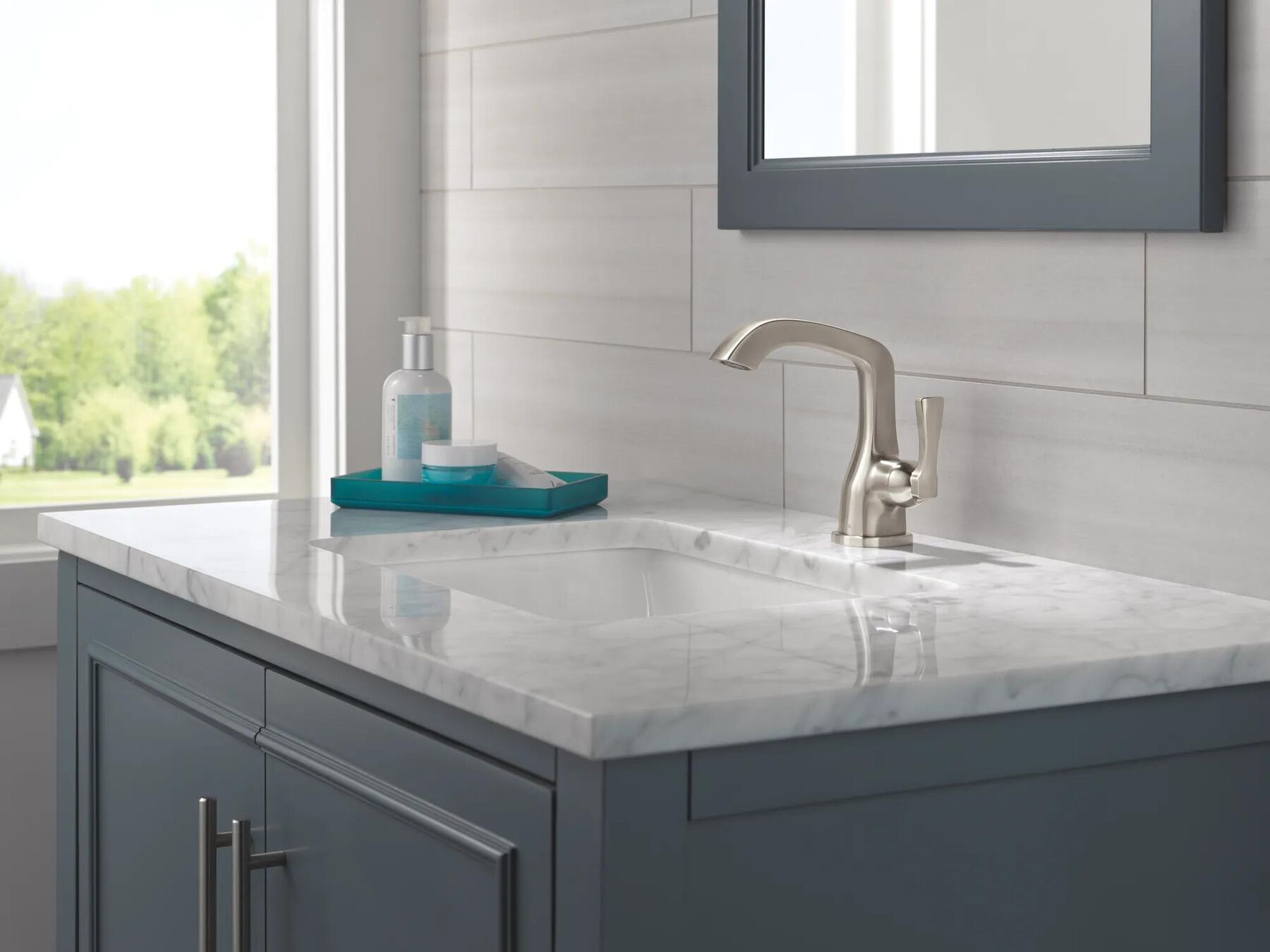 Single Handle Bathroom Faucet