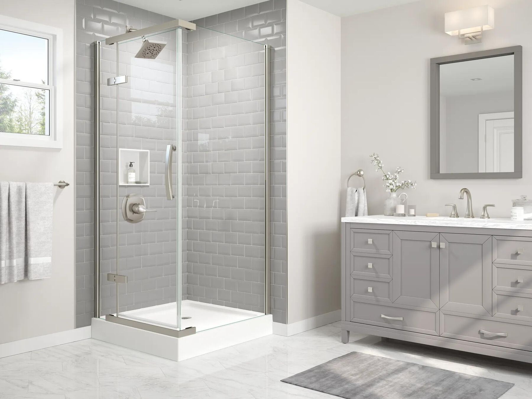 Monitor(R) 14 Series Tub and Shower