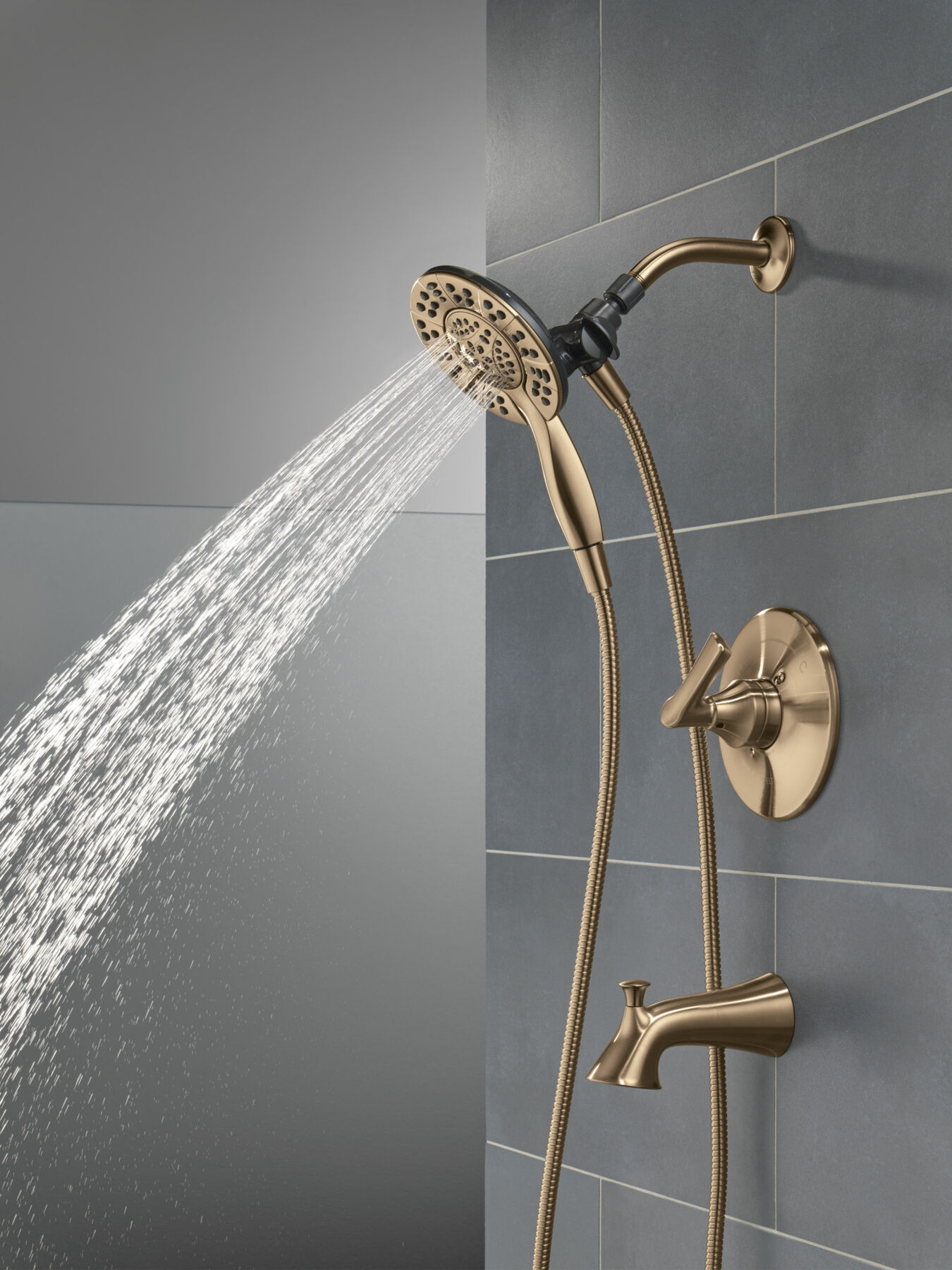 Monitor&reg;&nbsp;14 Series Tub & Shower With In2ition&reg;