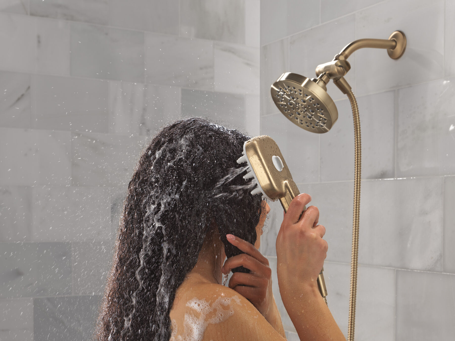 Detangling Shower Tool