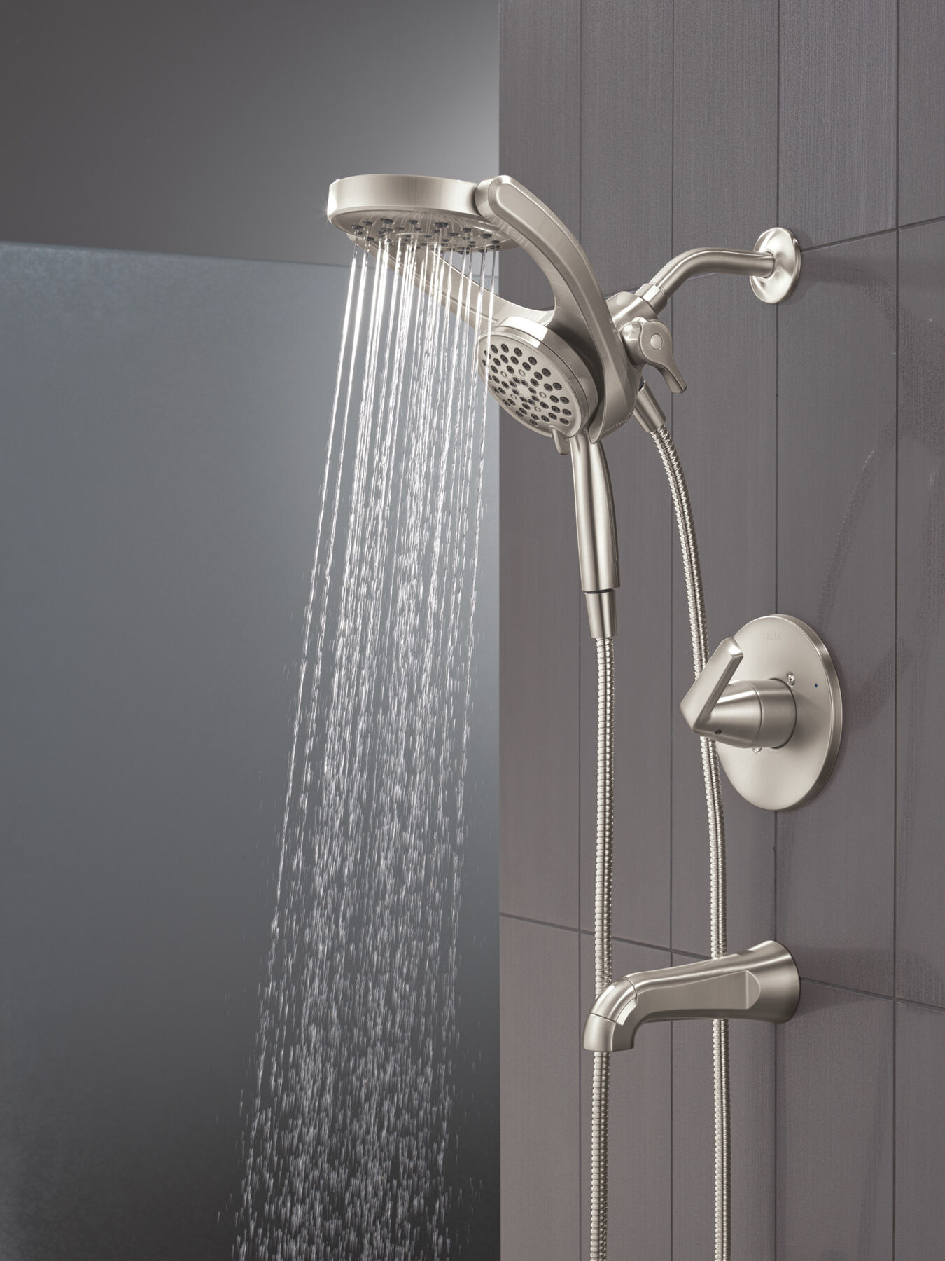 HydroRain&reg; 14 Series Tub and Shower