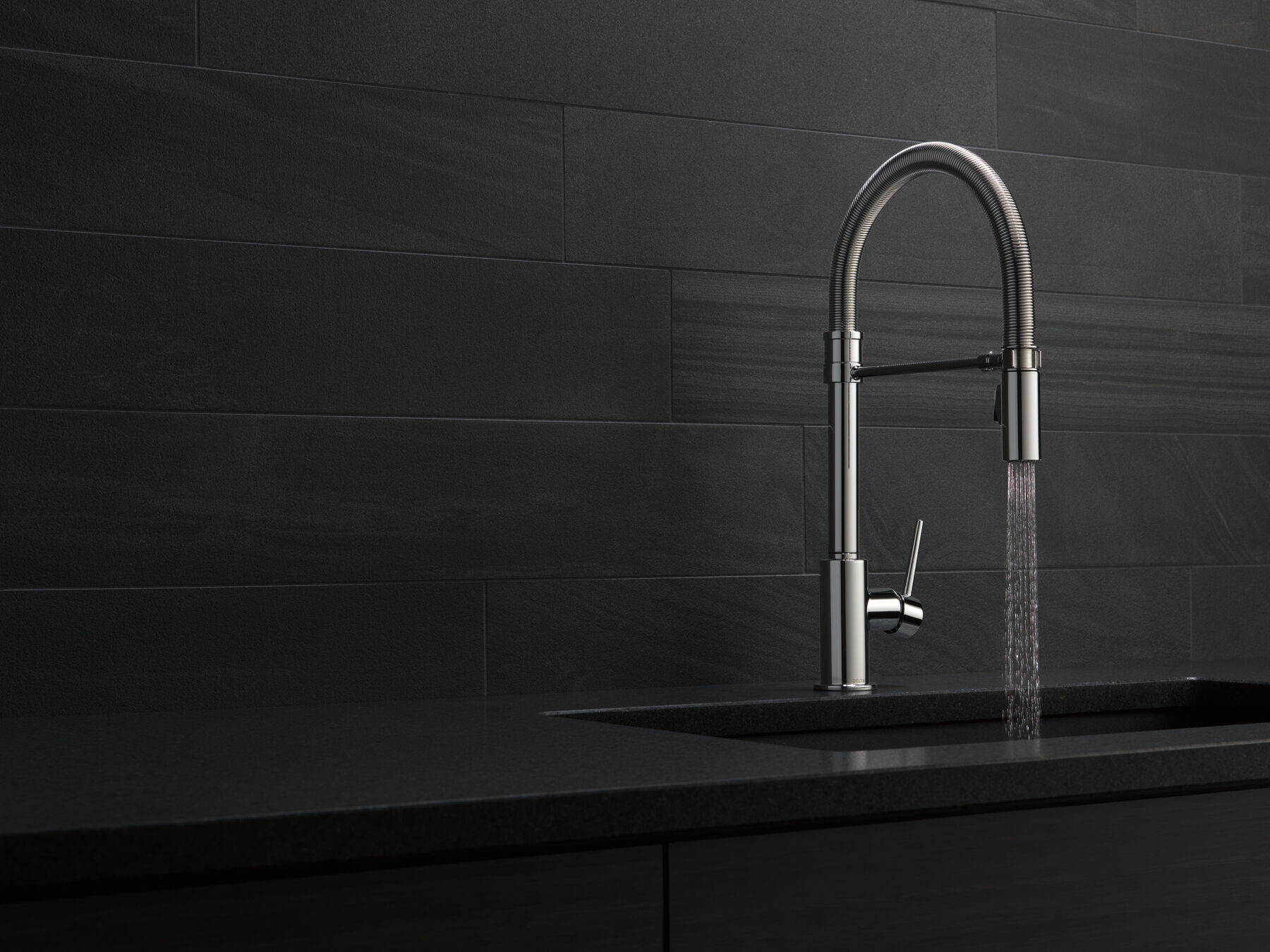 Single-Handle Pull-Down Spring Kitchen Faucet
