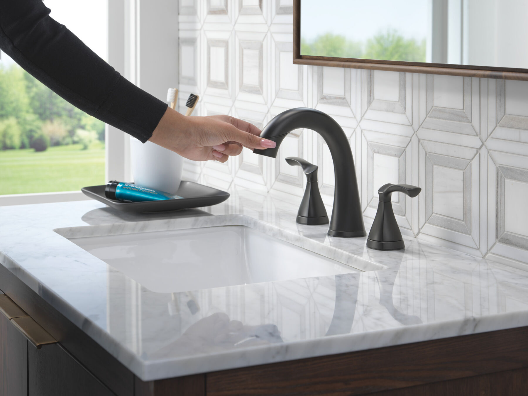 Two Handle Widespread Pull-Down Bathroom Faucet
