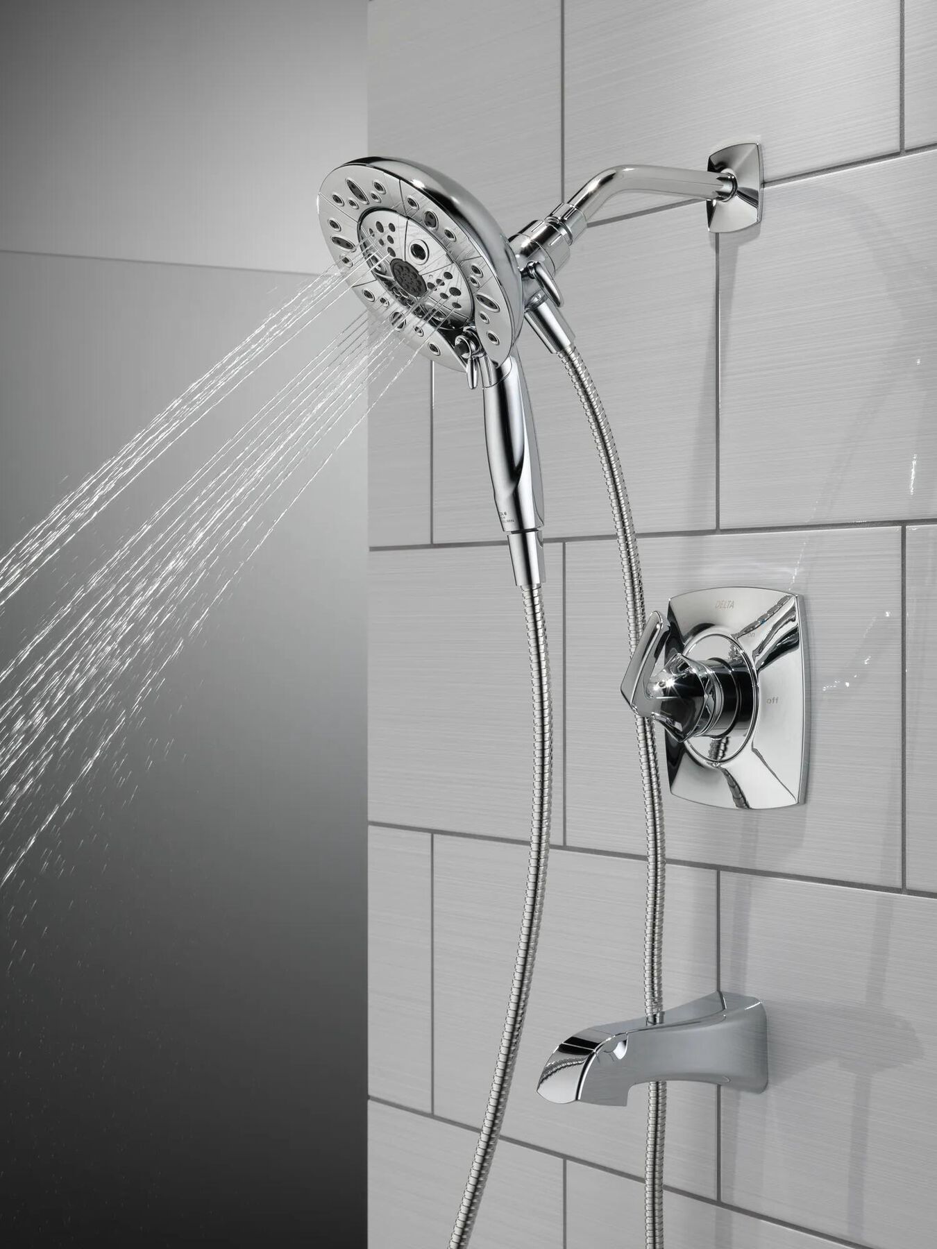 Monitor&reg; 14 Series Tub and Shower with In2ition&reg; Two-in-One Shower