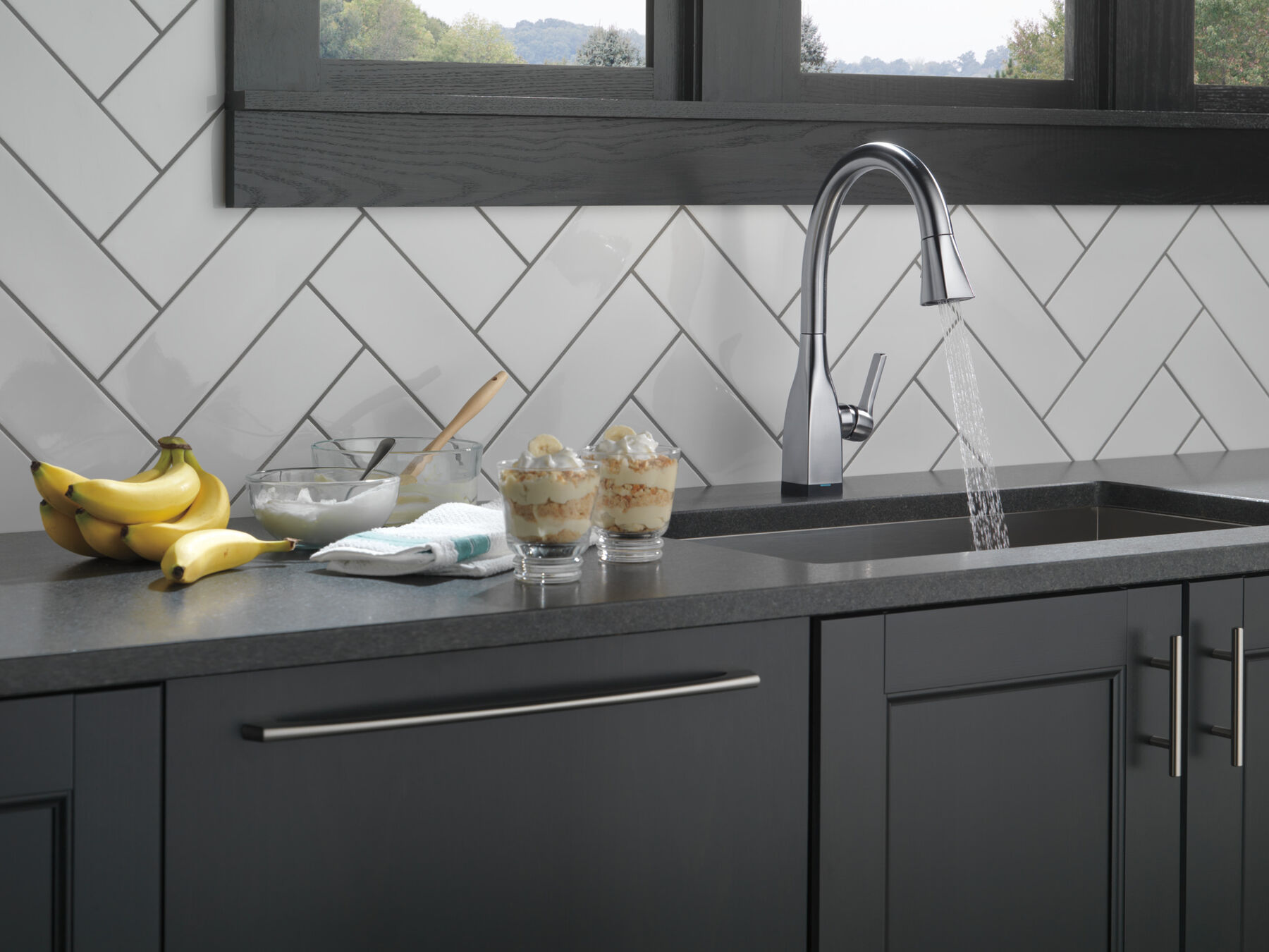 Touch<sub>2</sub>O&reg;  Pull-Down Kitchen Faucet (Recertified)