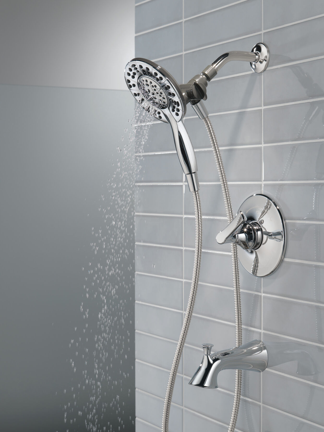 Monitor&reg;&nbsp;14 Series Tub & Shower With In2ition&reg;