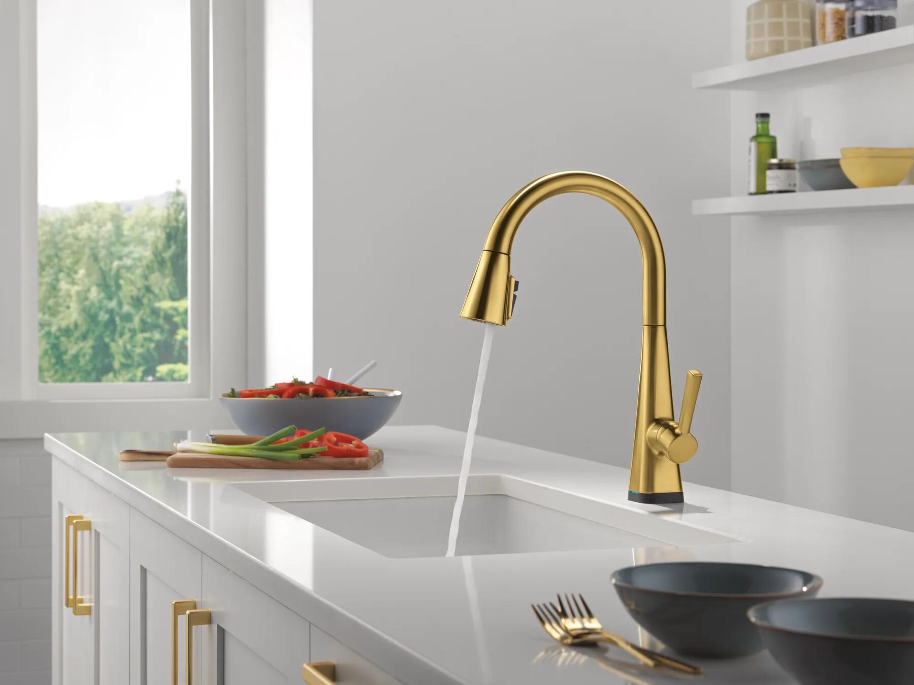Touch2O with Voice Pull-Down Kitchen Bundle