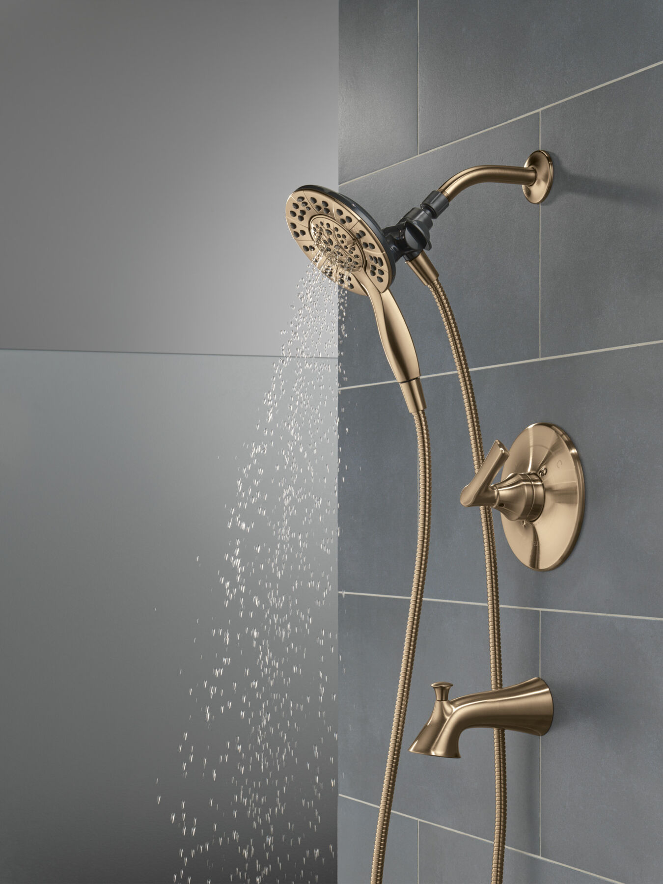 Monitor&reg;&nbsp;14 Series Tub & Shower With In2ition&reg;