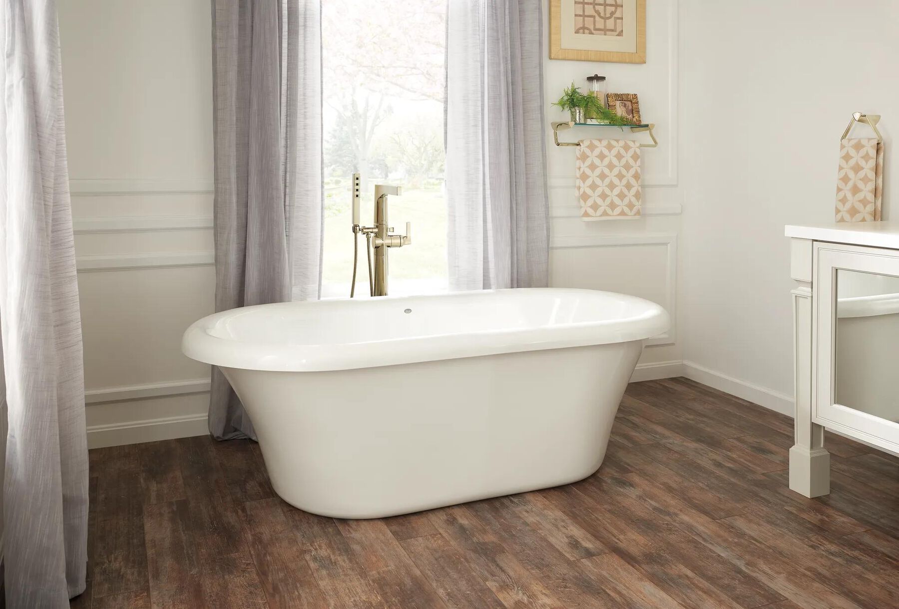 Single Handle Floor Mount Tub Filler Trim with Hand Shower (Recertified)