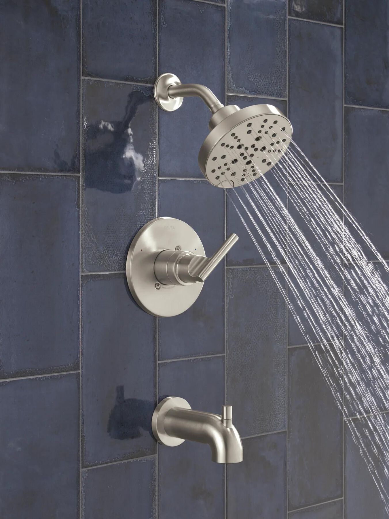 Monitor&reg; 14 Series Tub and Shower