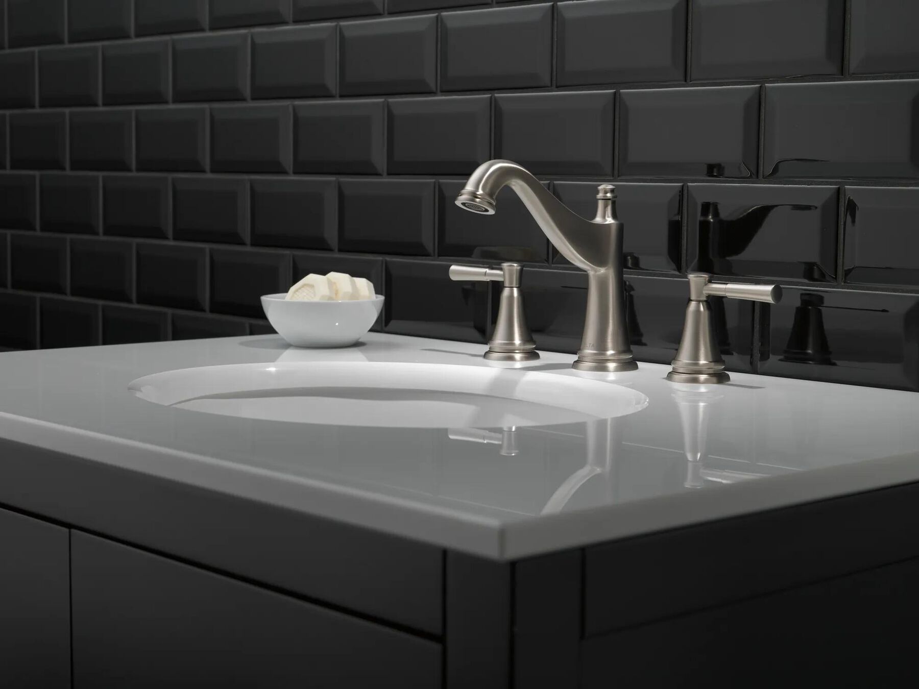 Two Handle Widespread Bathroom Faucet