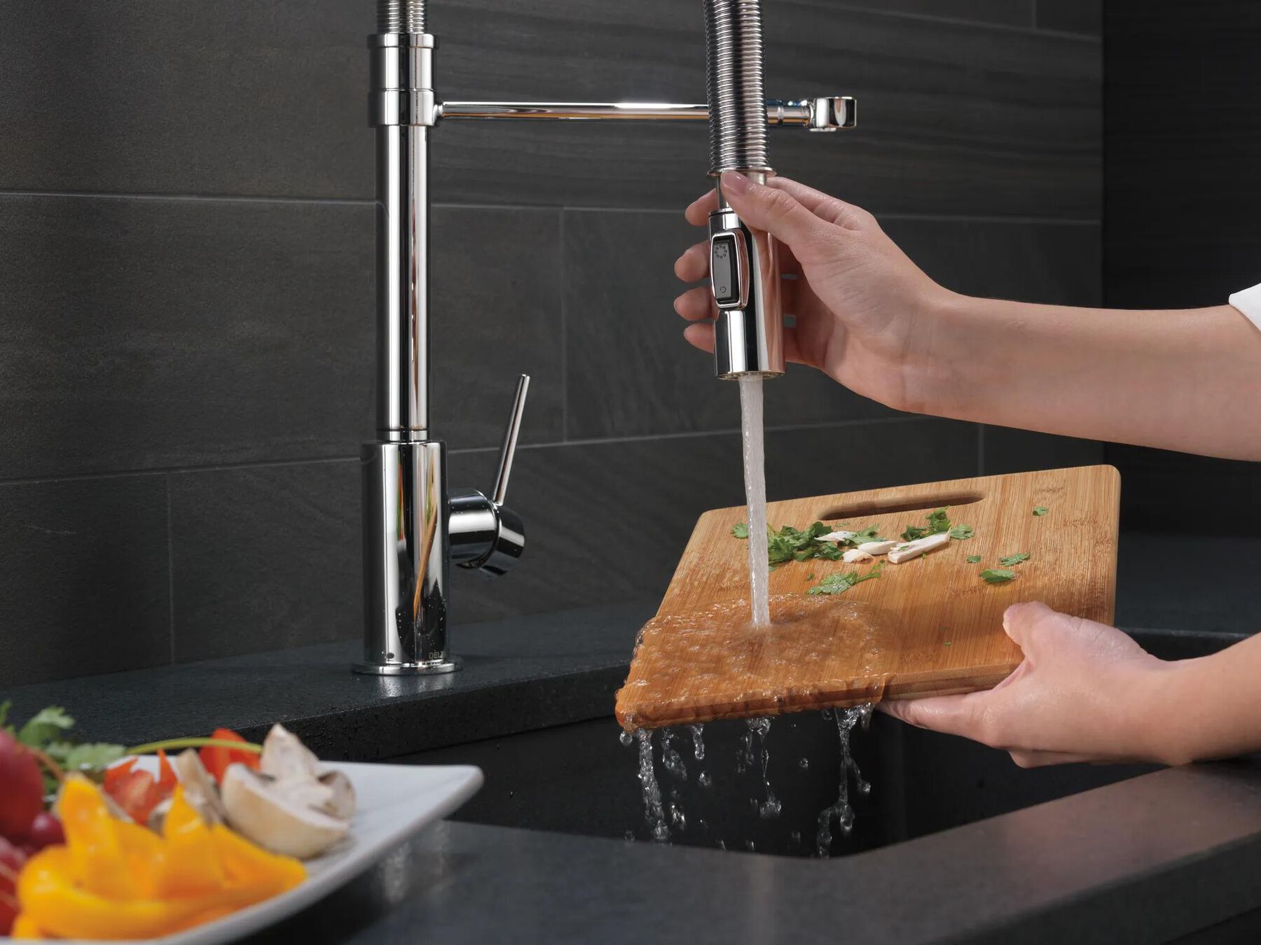 Single-Handle Pull-Down Spring Kitchen Faucet