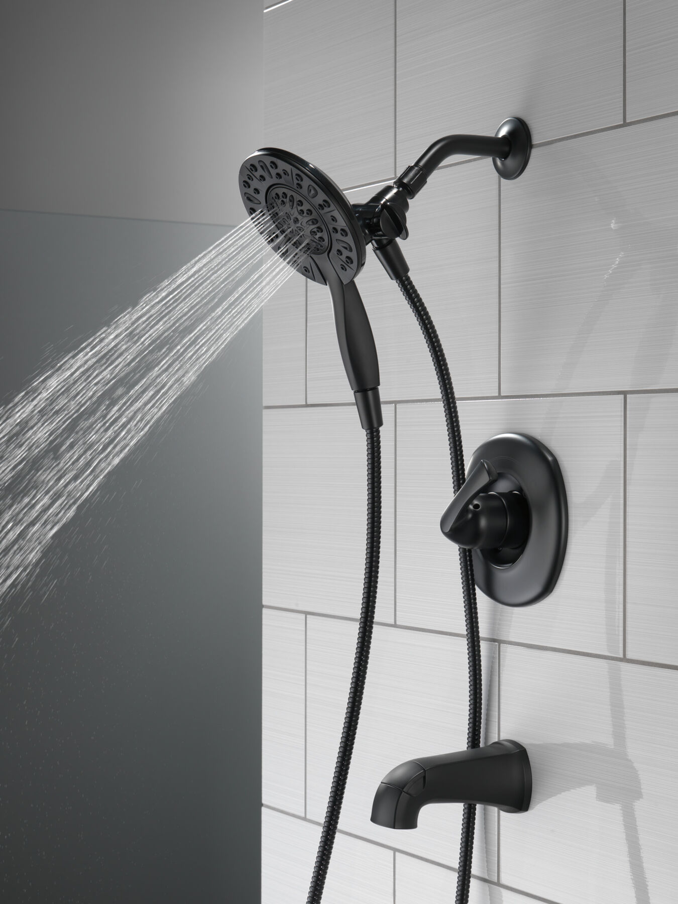 Monitor&reg;&nbsp;14 Series Tub and Shower (Recertified)