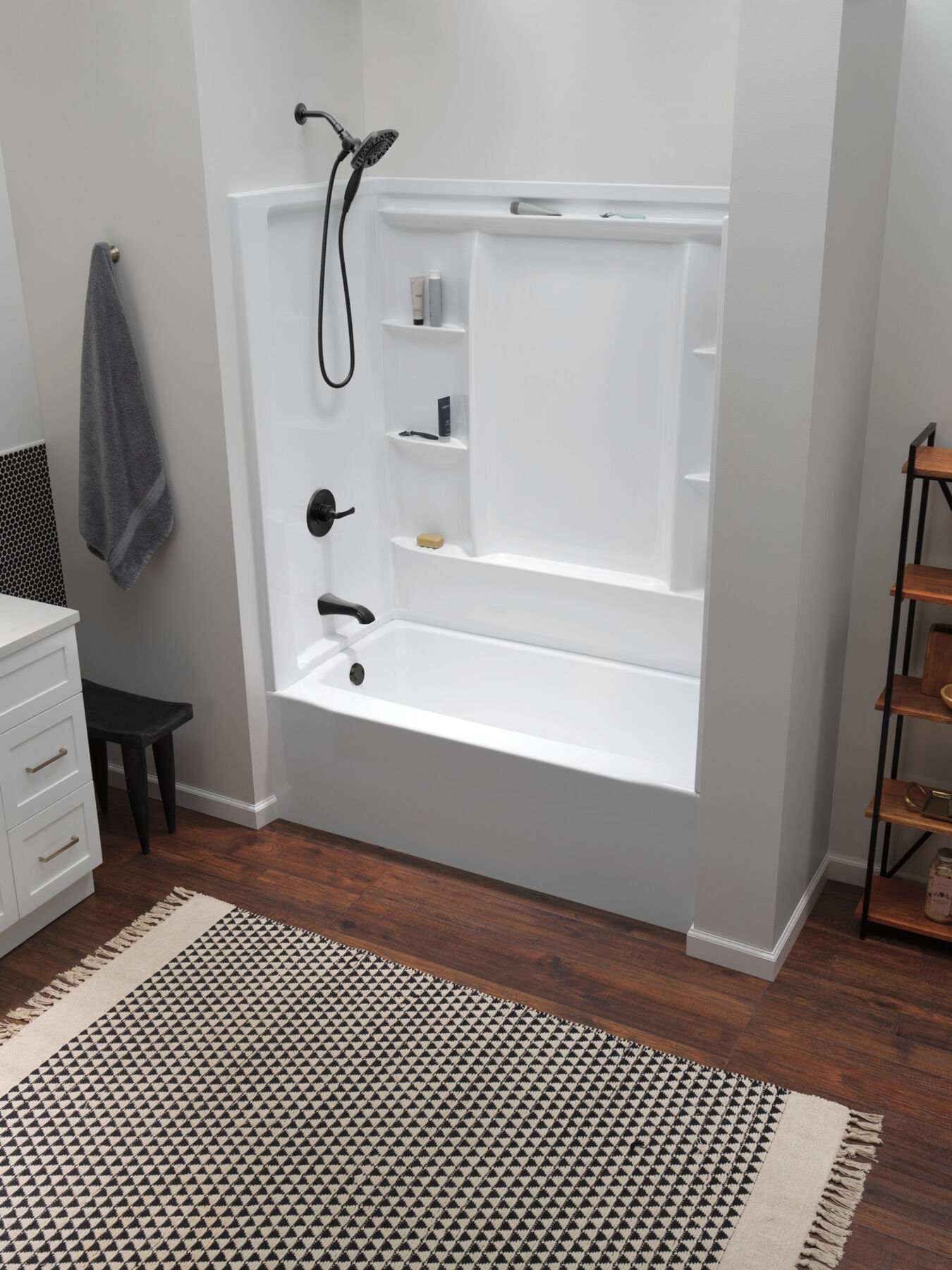 EverEdge Bathtub 60"x30" Left Drain