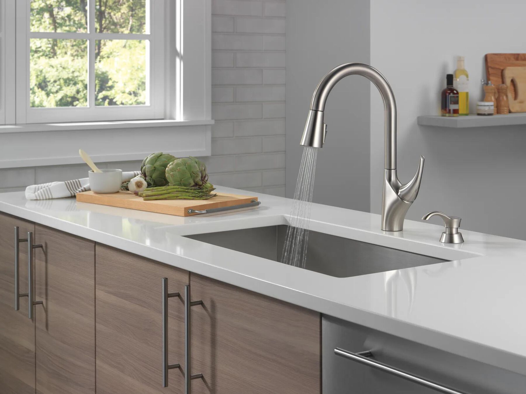 Pull-Down Kitchen Faucet w/Soap (Recertified)