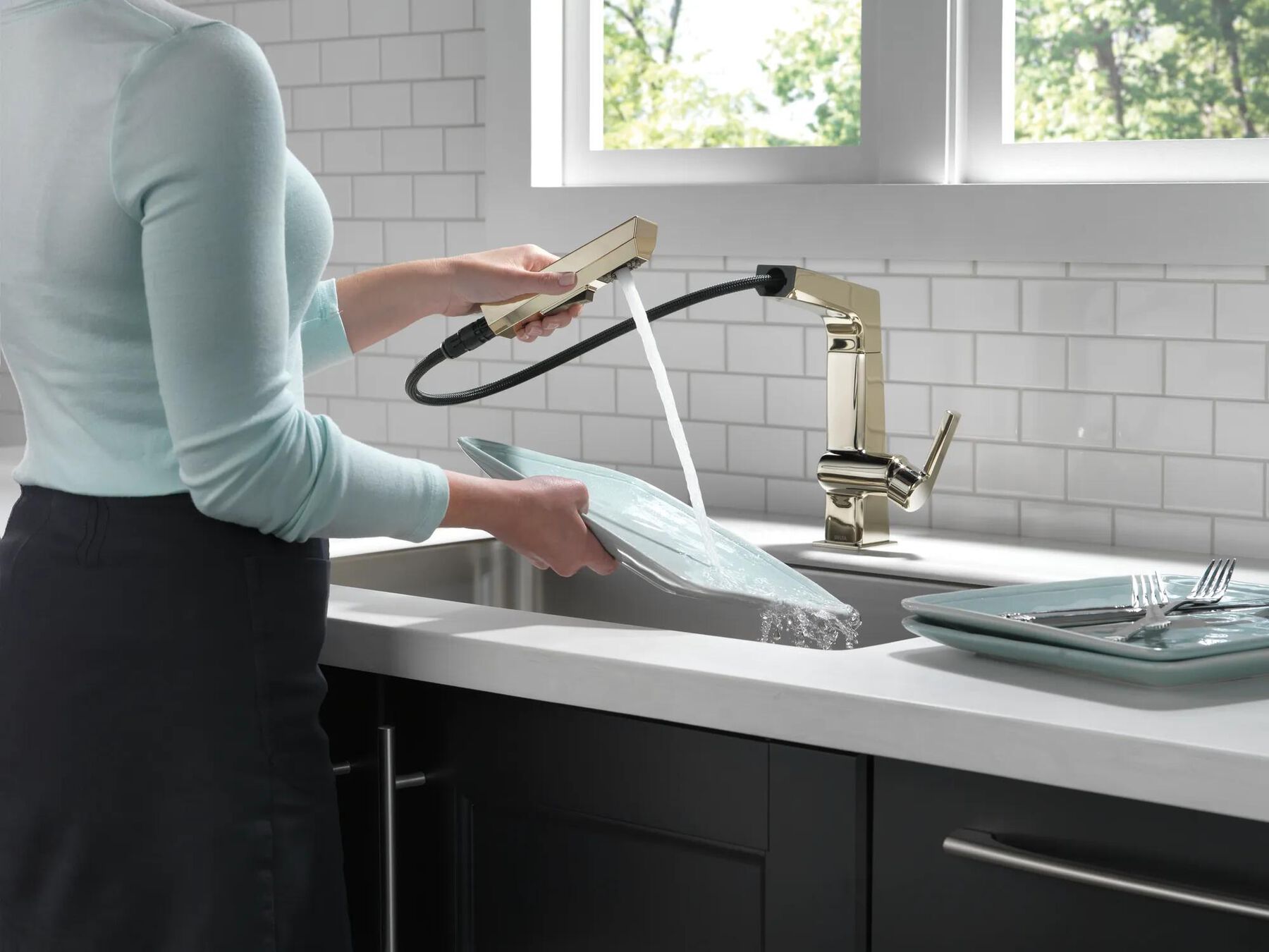 Single Handle Pull Out Kitchen Faucet