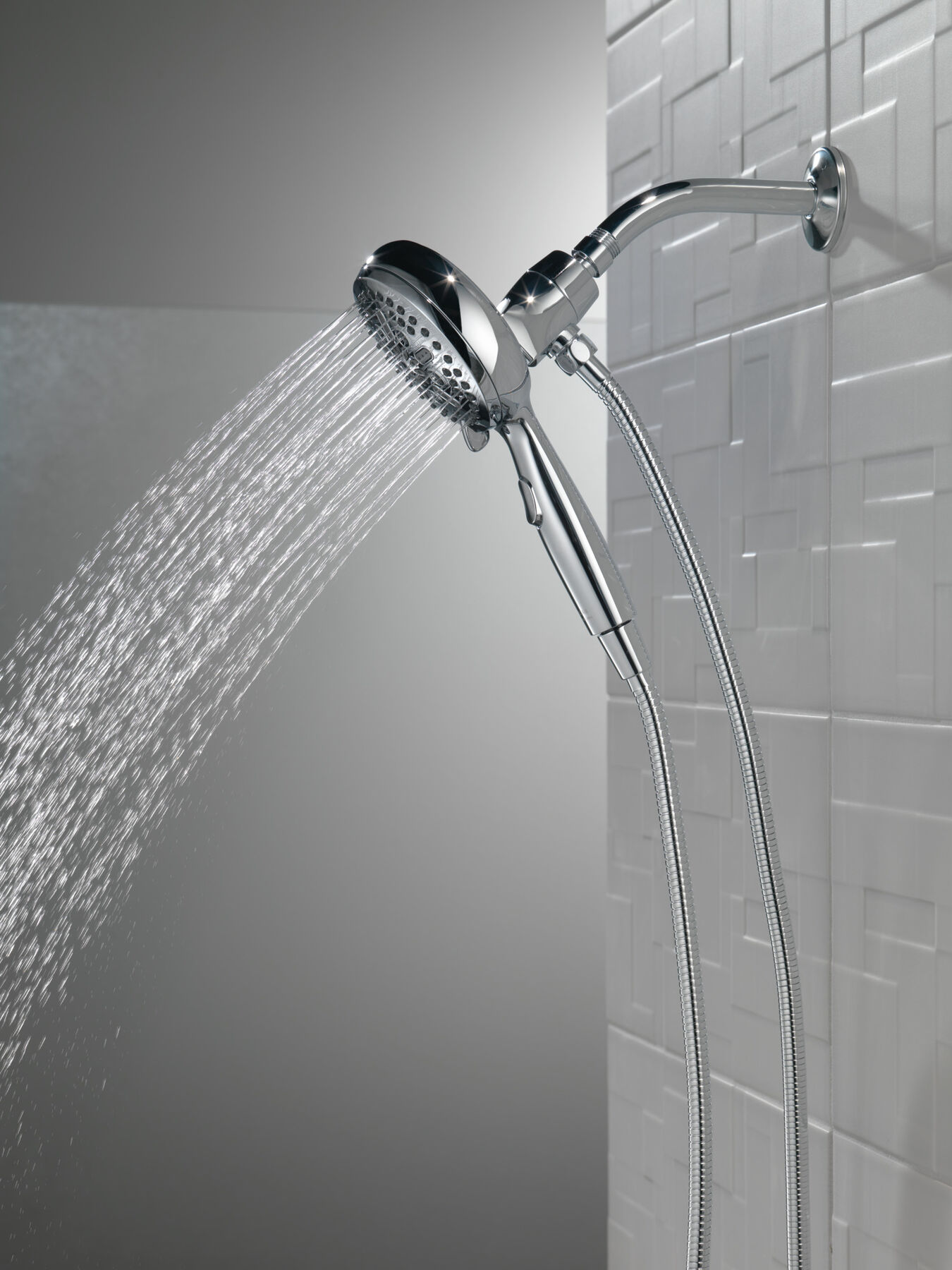SureDock&reg; Magnetic Hand Shower 1.75 GPM (Recertified)