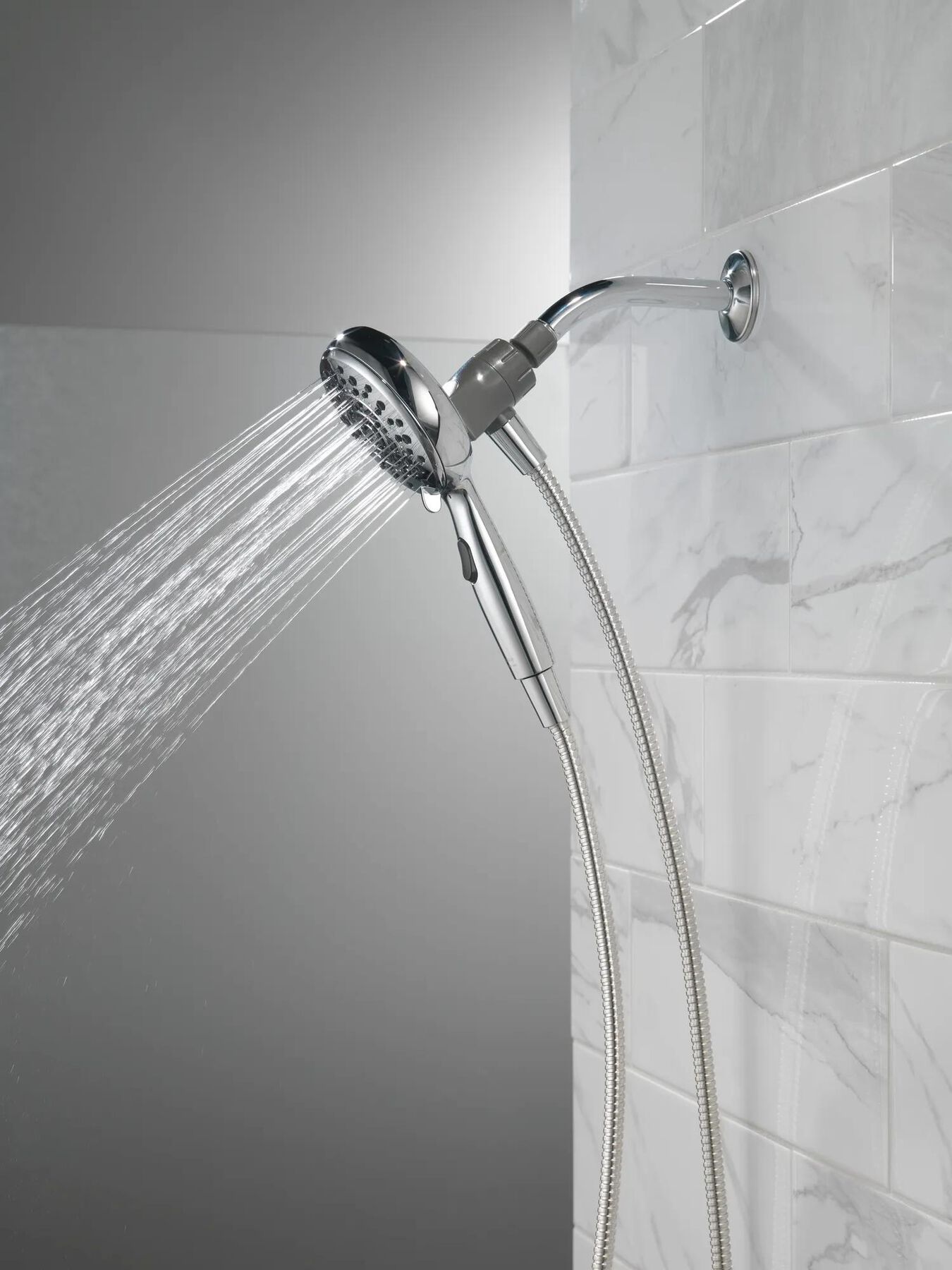 6-Setting SureDock&reg; Magnetic Hand Shower (Recertified)