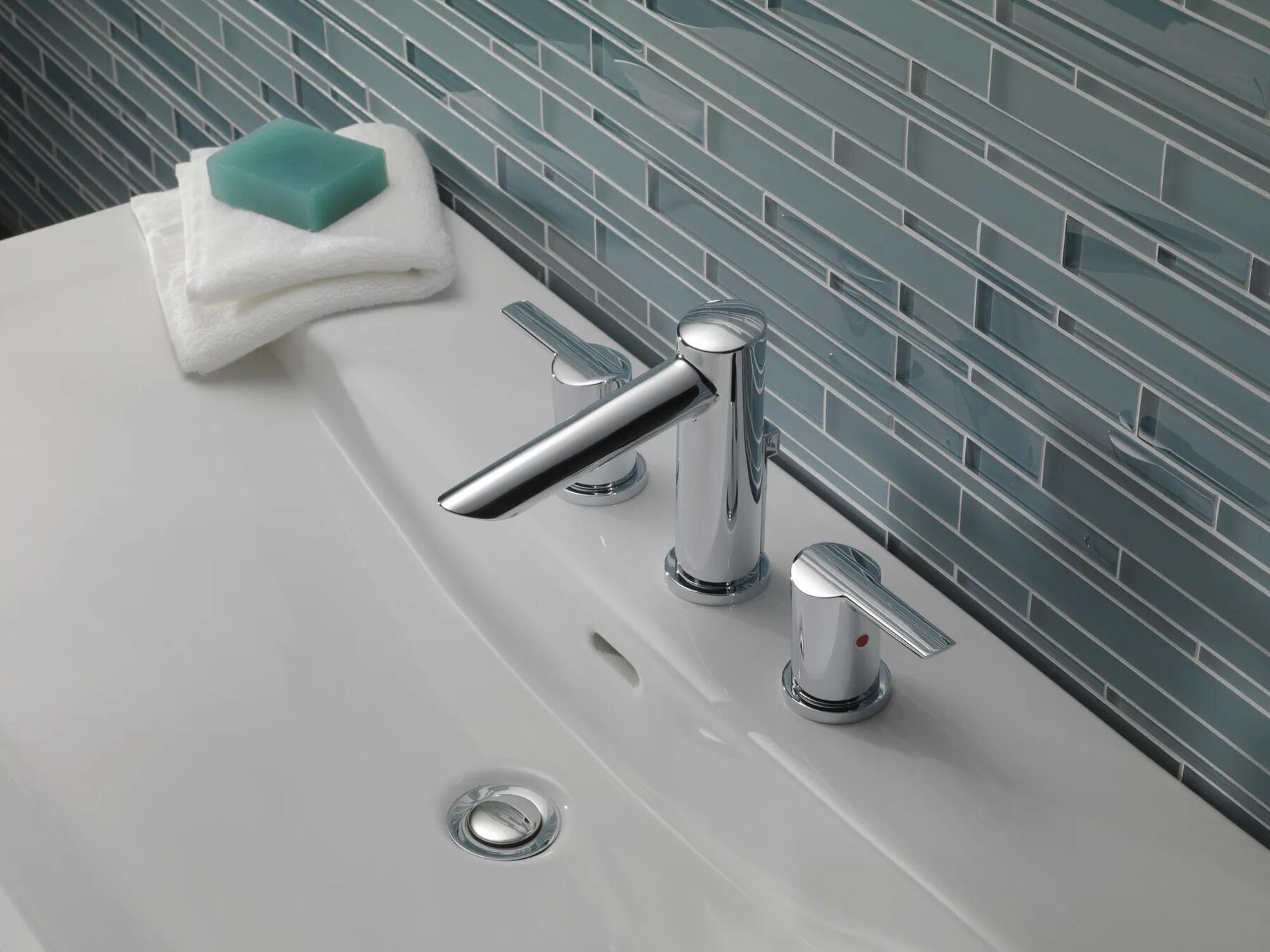 Two Handle Widespread Bathroom Faucet (Recertified)