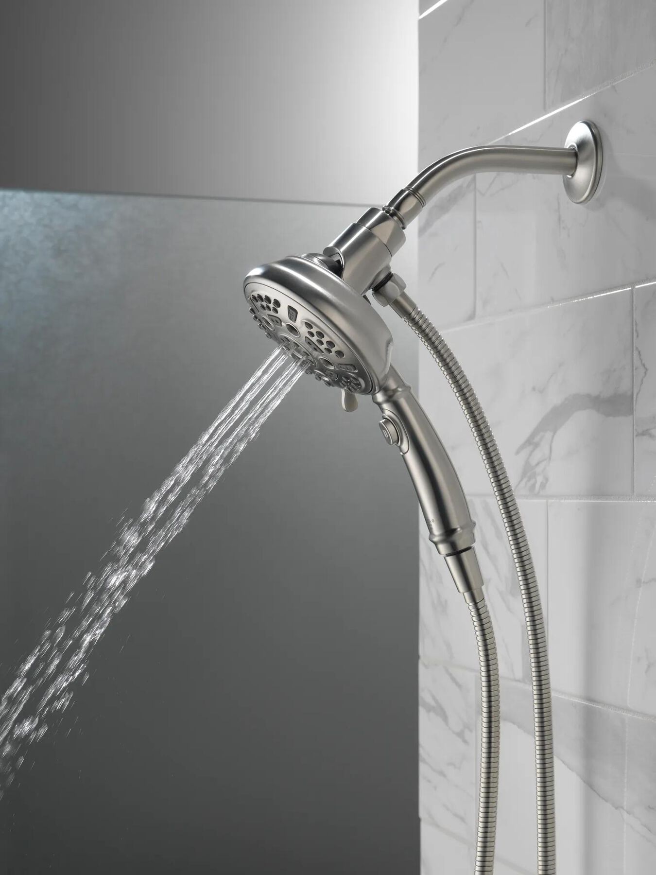 SureDock&trade; 7-Setting Hand Shower