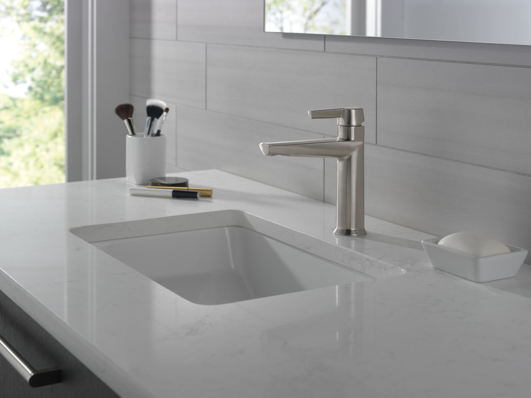 Single Handle Bathroom Faucet