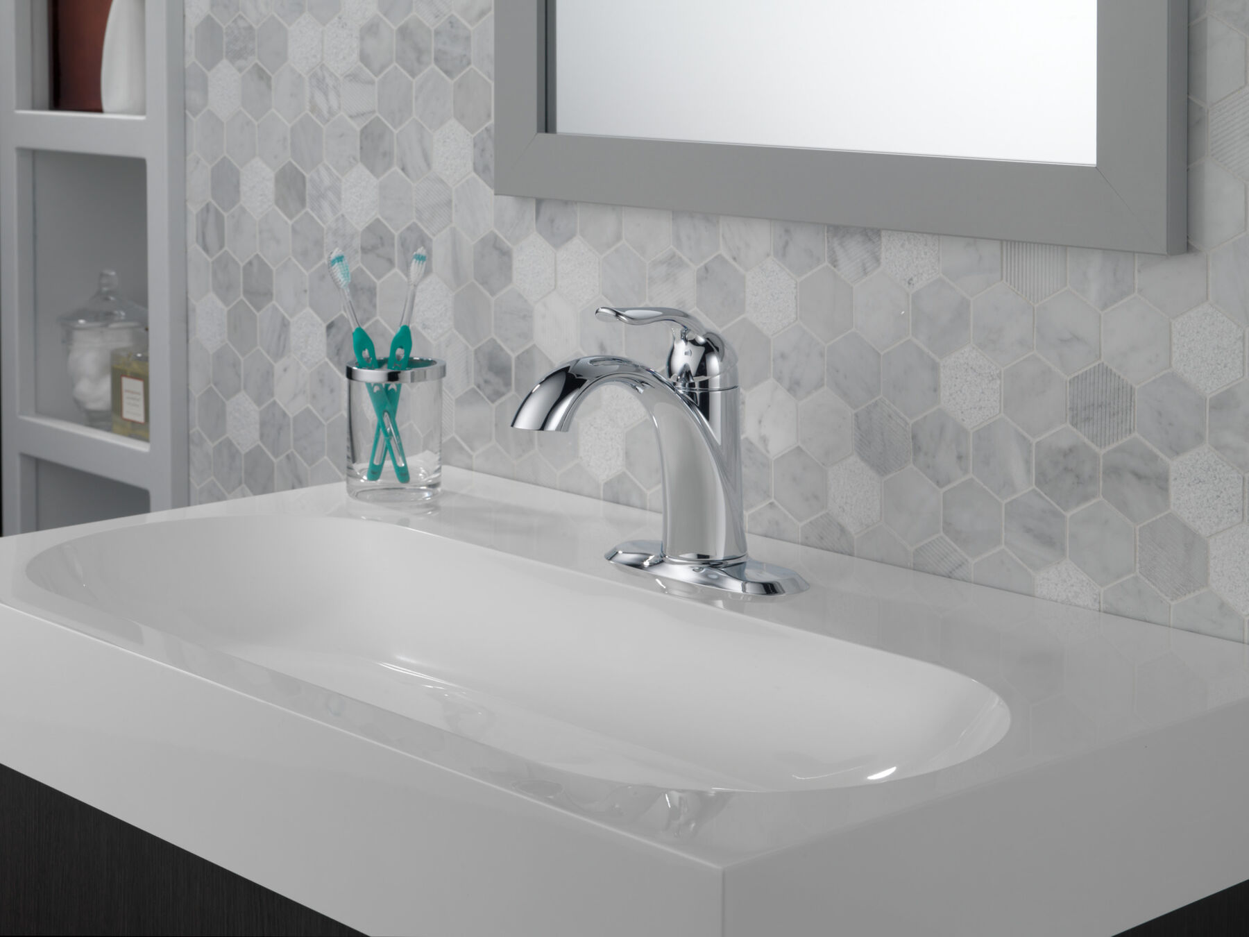 Single Handle Bathroom Faucet