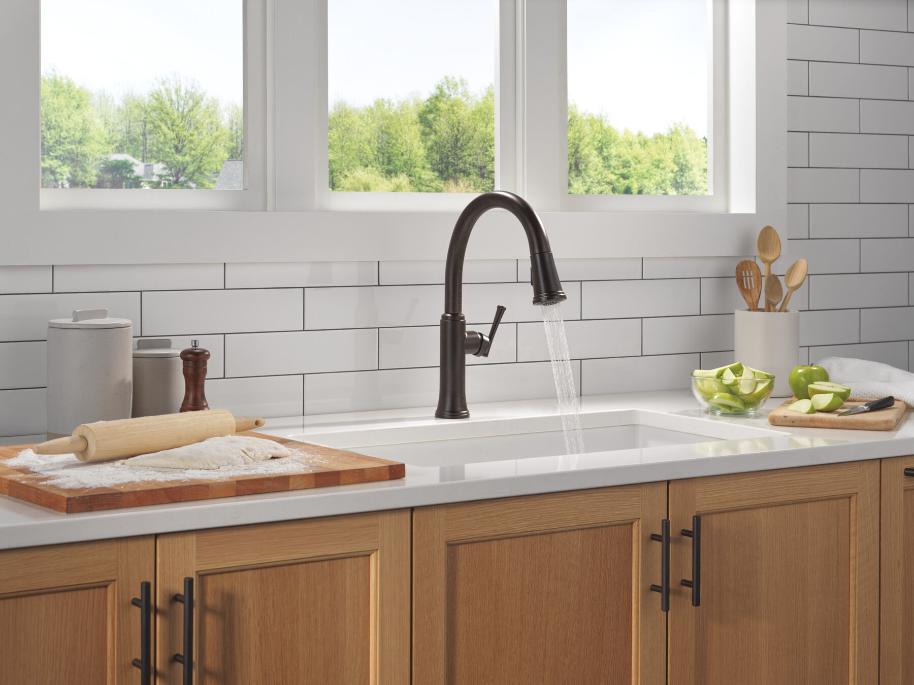 Single Handle Pull-Down Kitchen Faucet