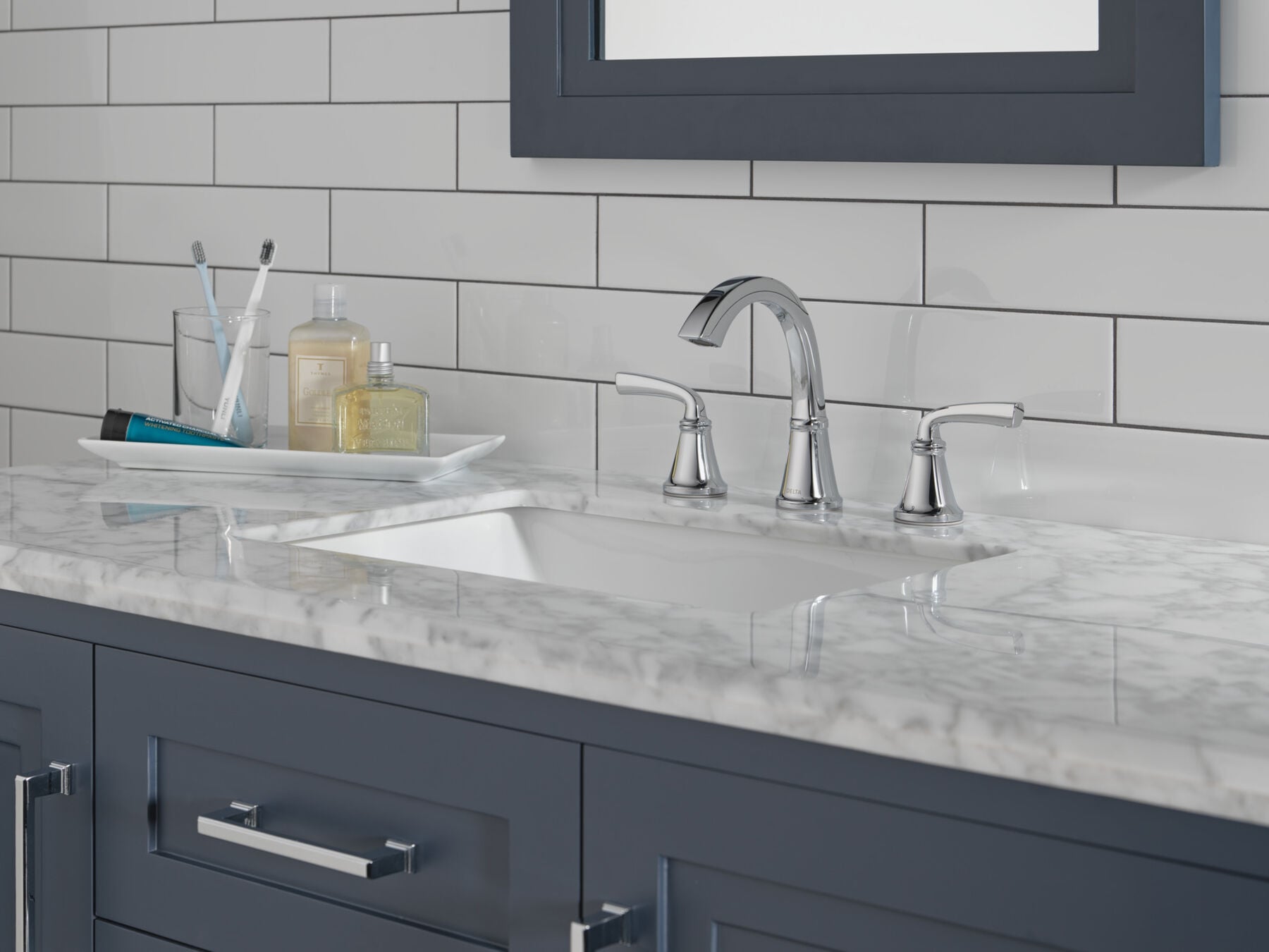 Two Handle Widespread Bathroom Faucet