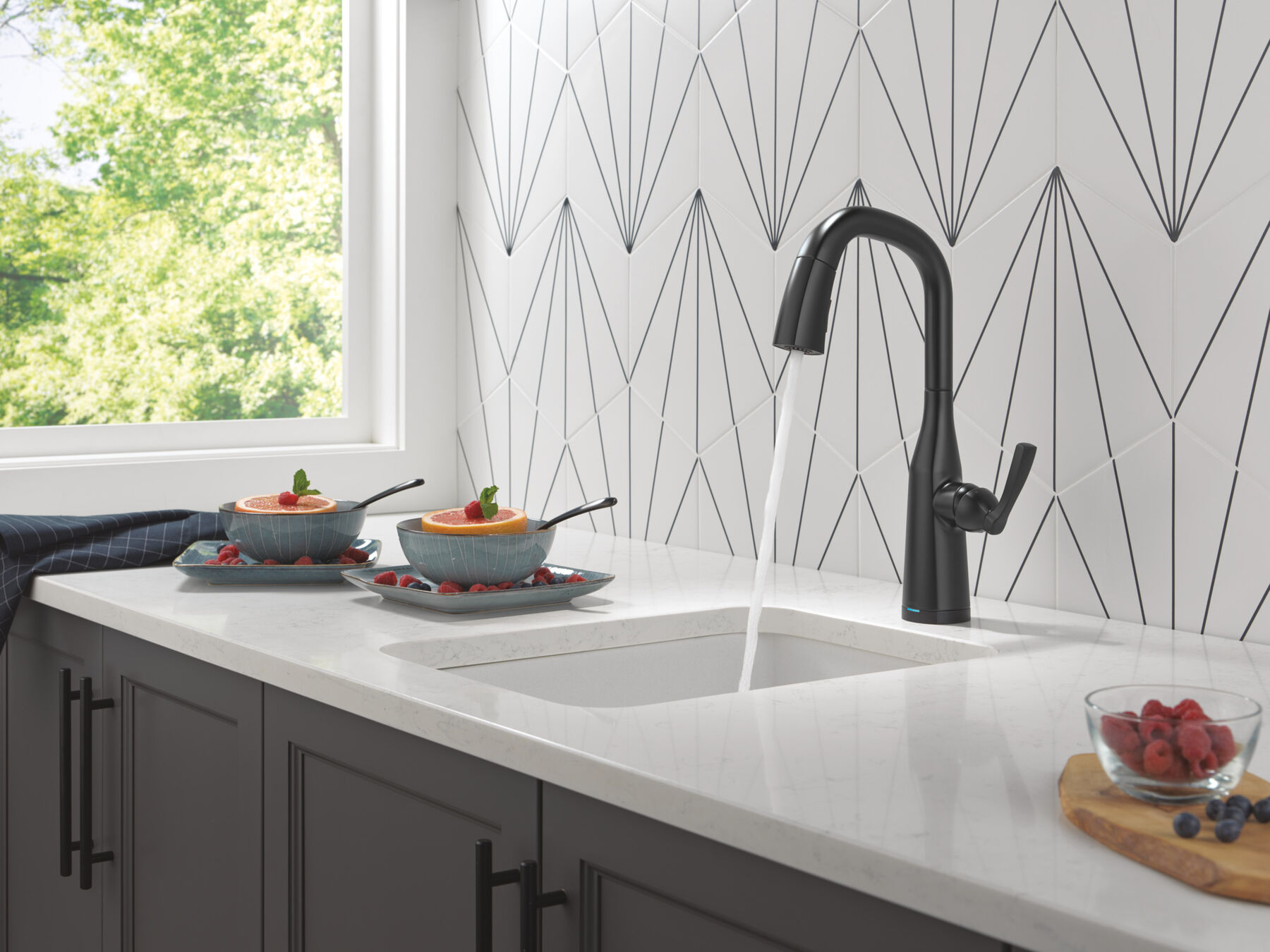 Touch2O&reg; Bar / Prep Faucet with Touchless Technology