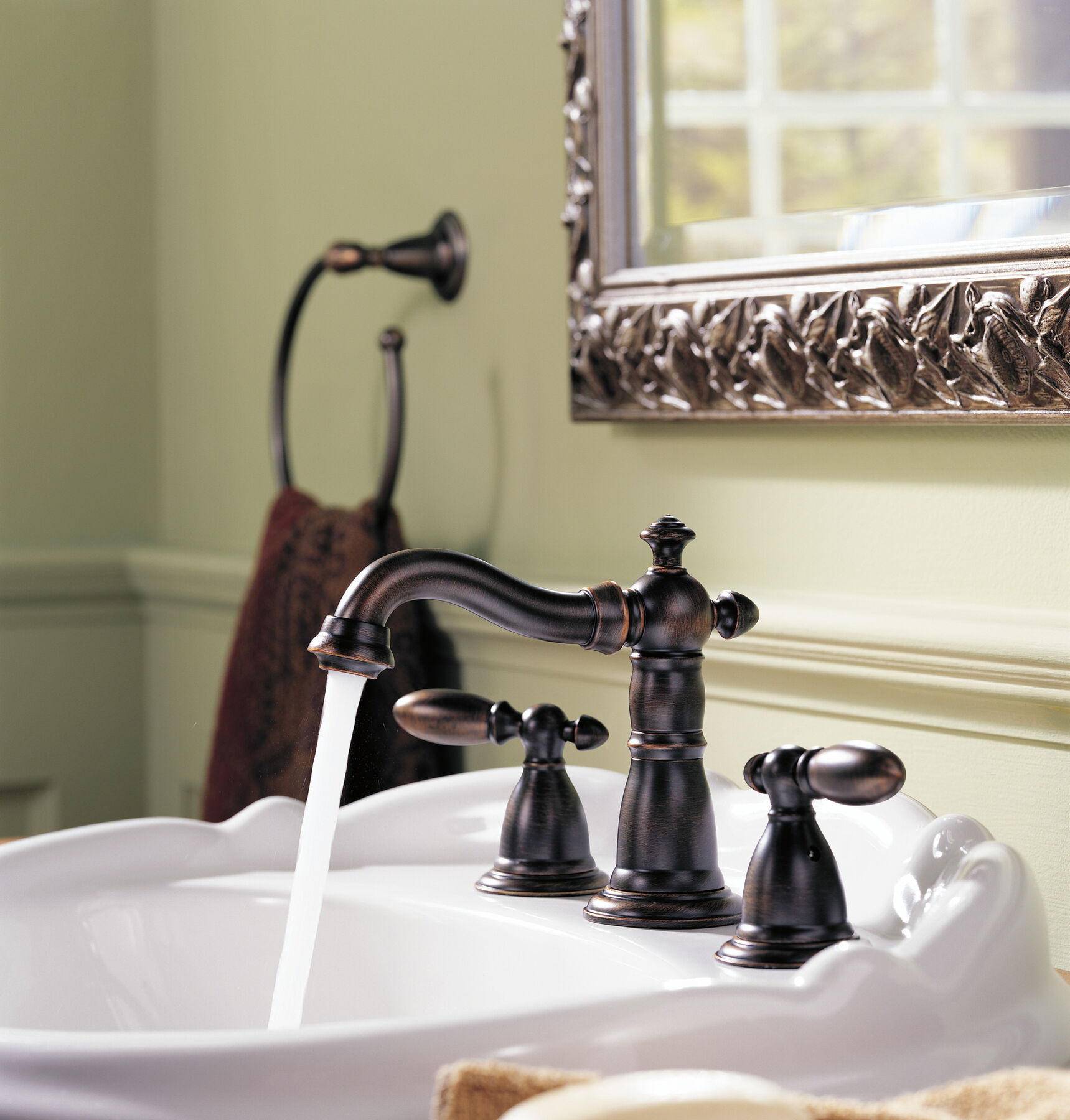 Two Handle Widespread Bathroom Faucet (Recertified)