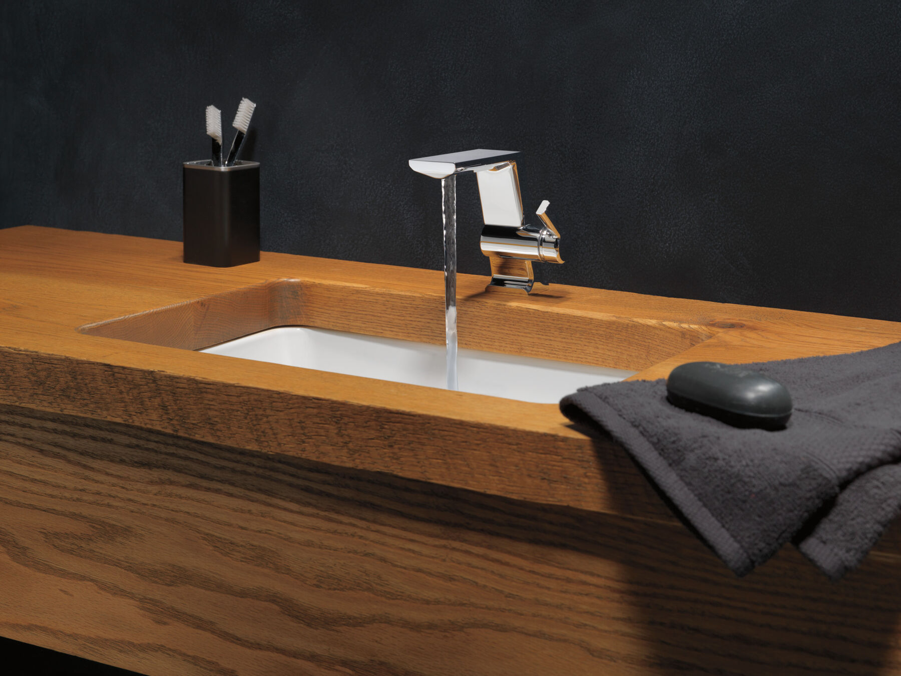 Single Handle Bathroom Faucet