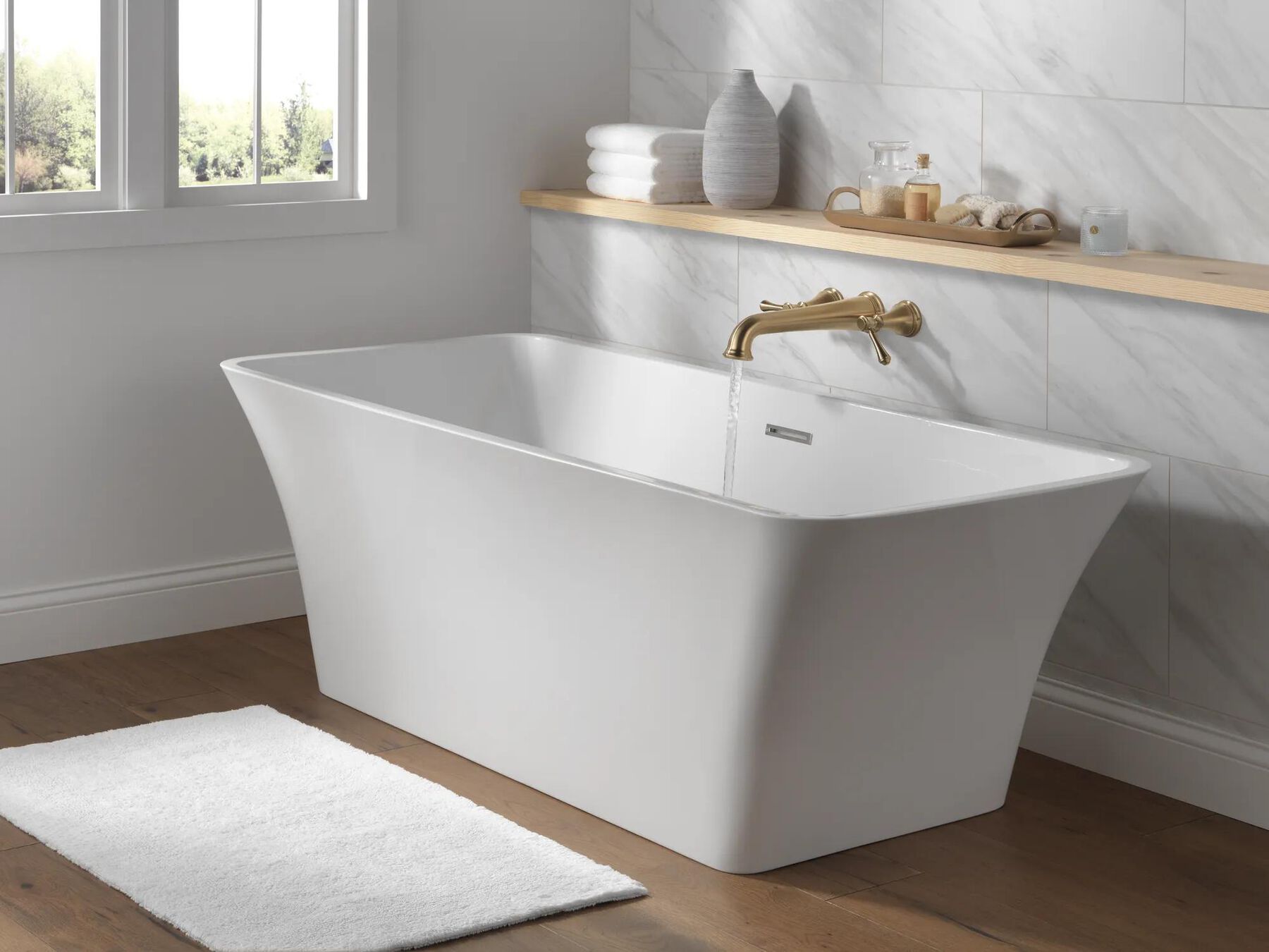 67 in. x 30 in. Freestanding Tub with Center Drain