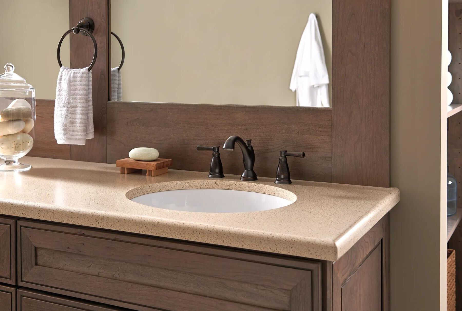 Traditional Two Handle Widespread Bathroom Faucet