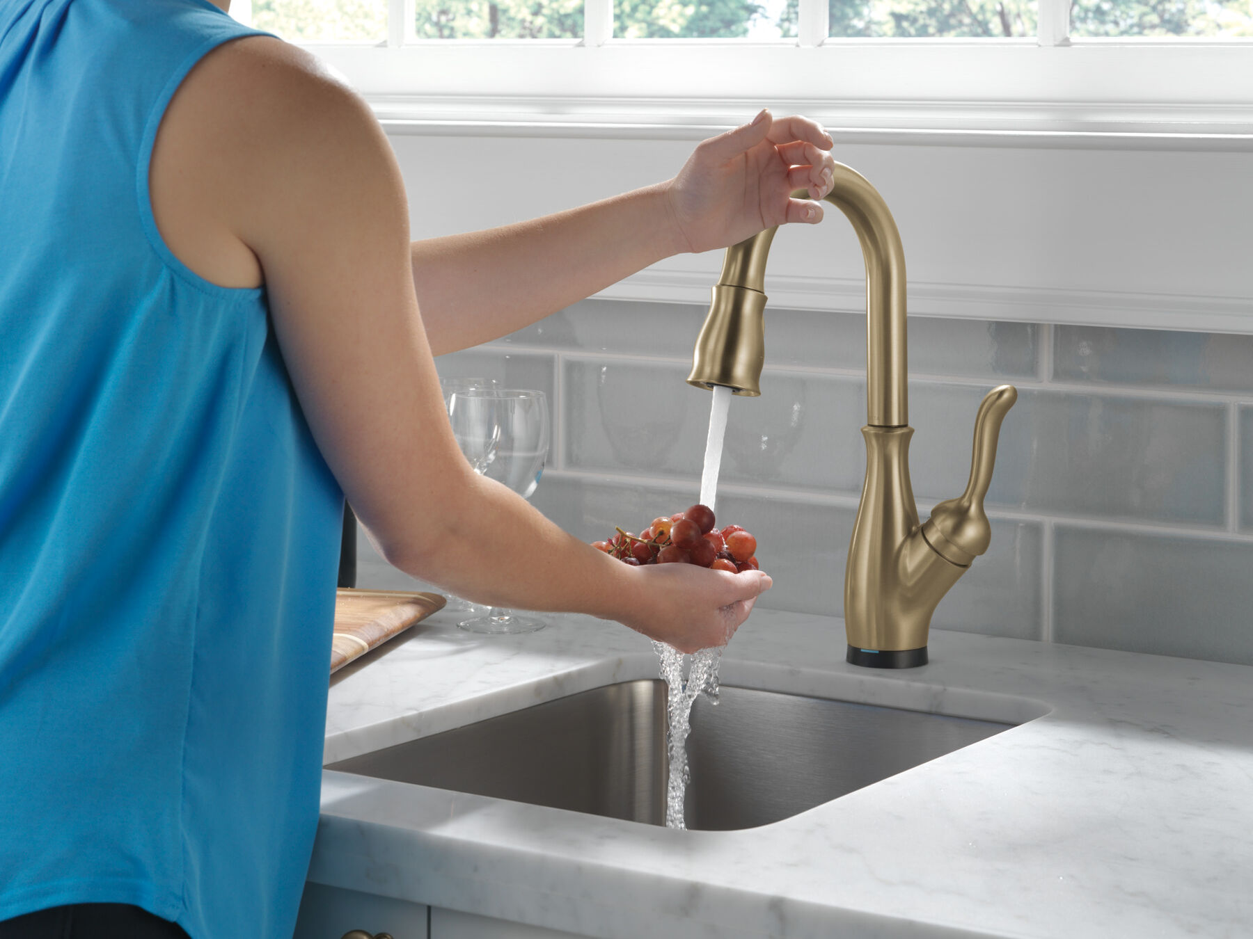 Single Handle Pull-Down Bar/Prep Faucet with Touch2O&reg; Technology