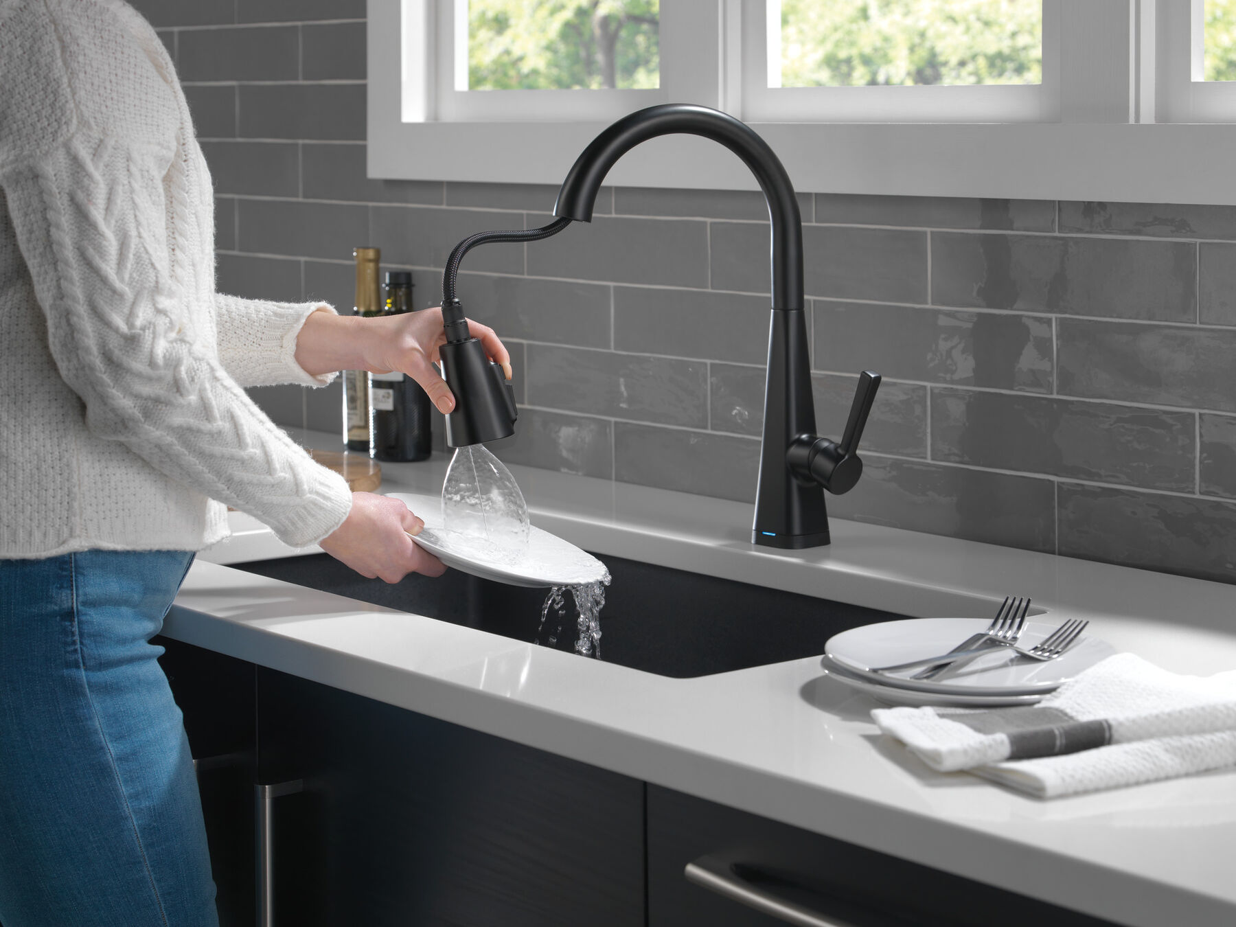 Single-Handle Pull-Down Kitchen Faucet with Touch<sub>2</sub>O&reg; Technology