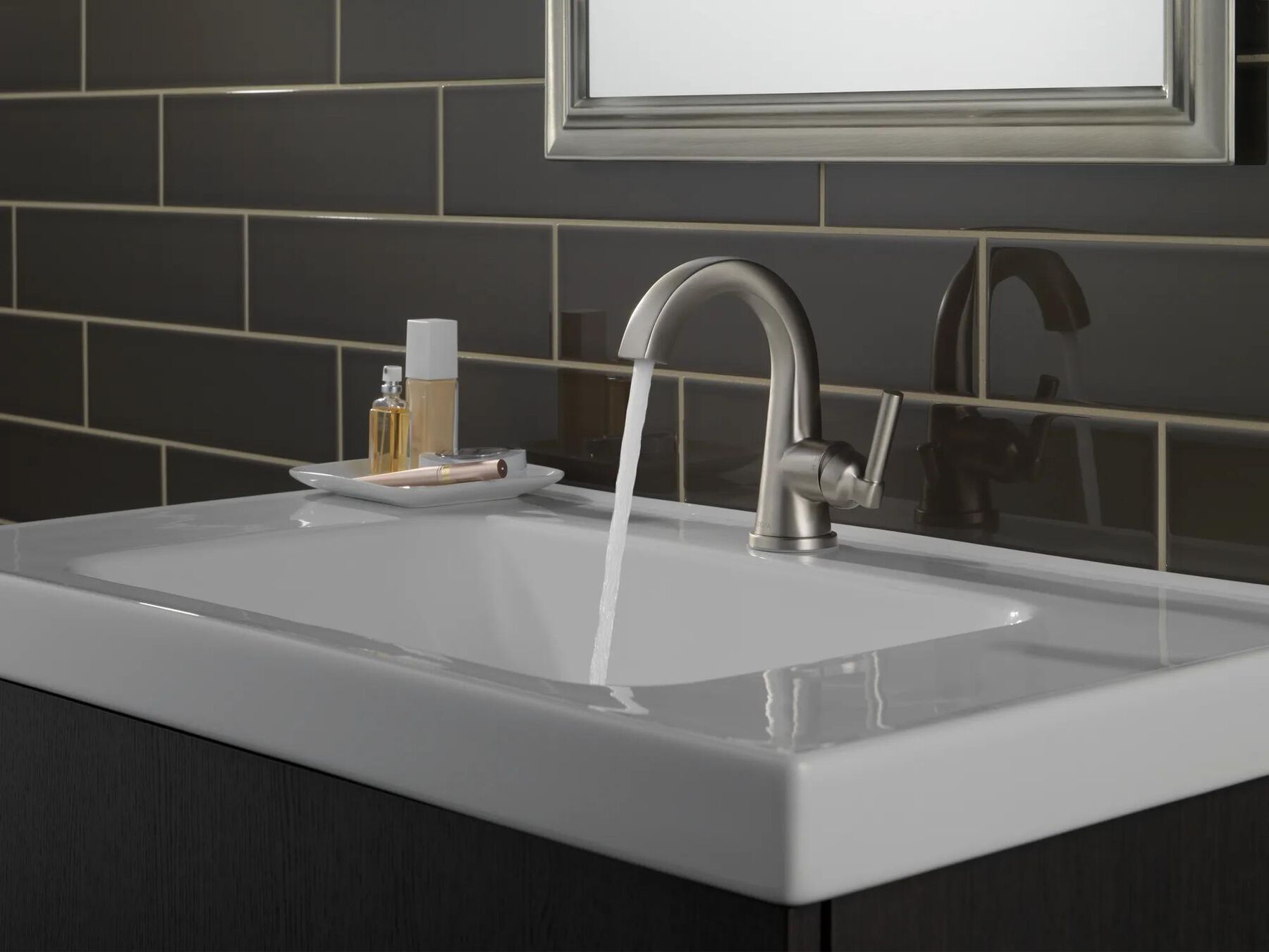 Single Handle Centerset Faucet (Recertified)