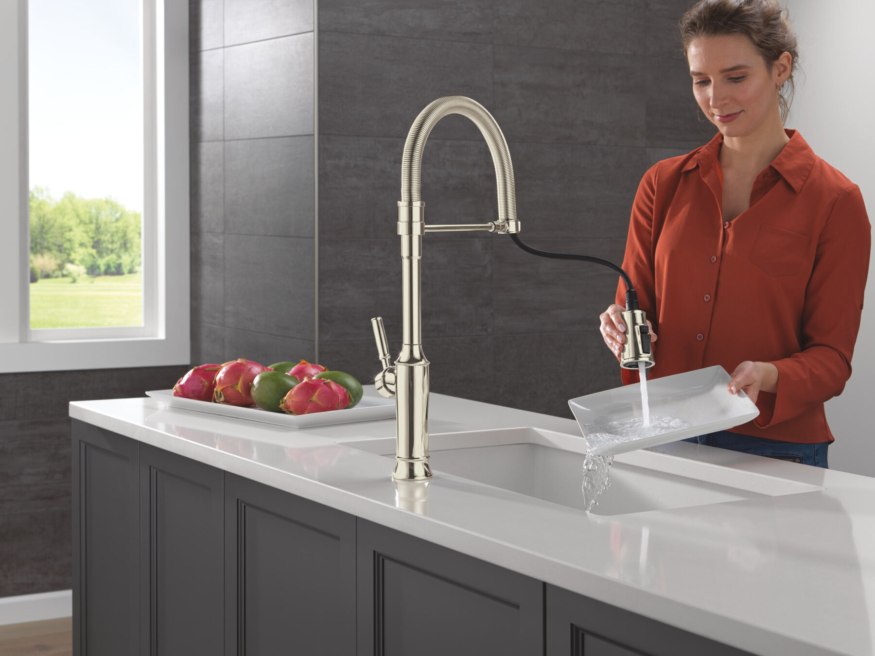 Single-Handle Pull-Down Spring Kitchen Faucet