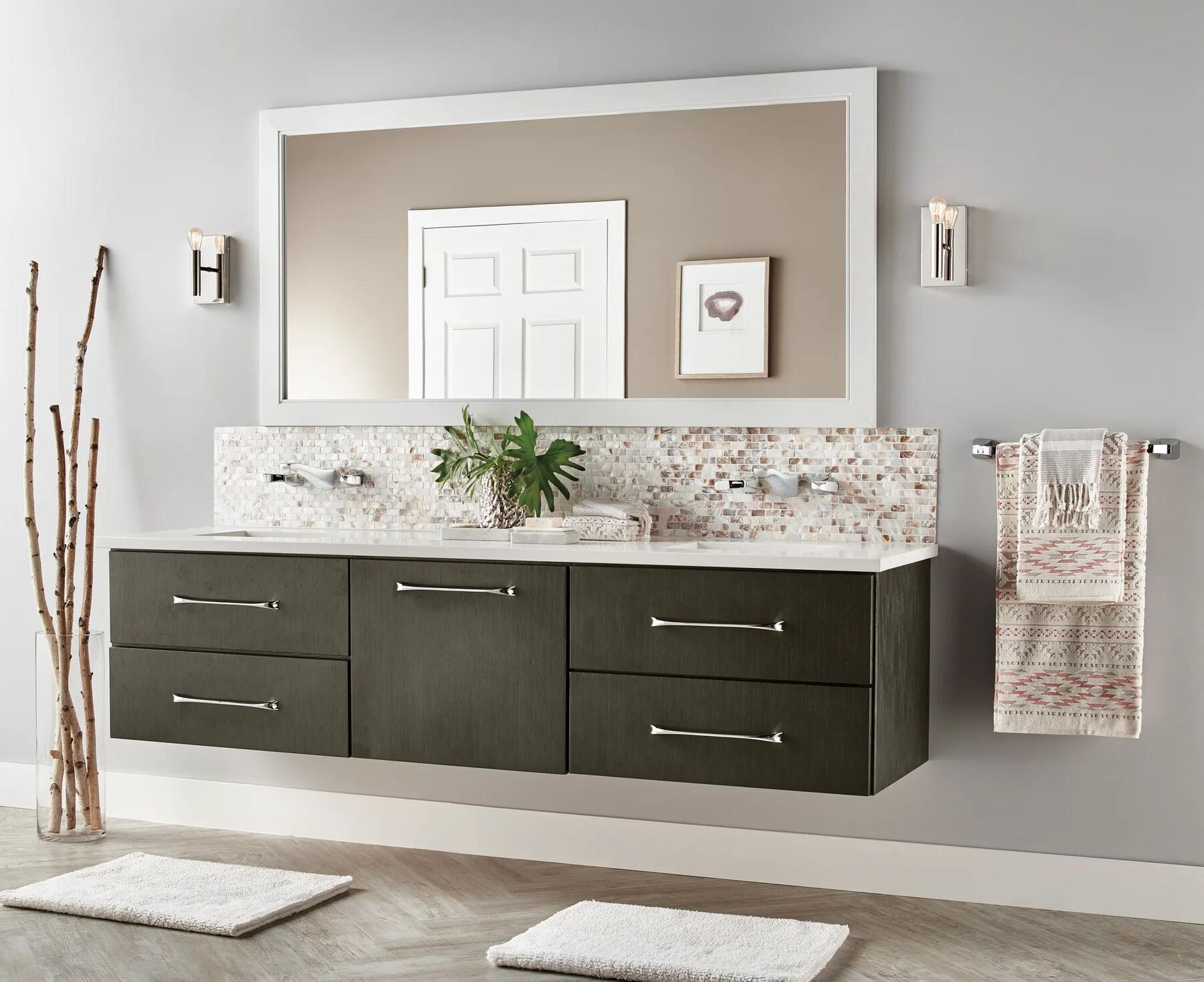 18" Towel Bar