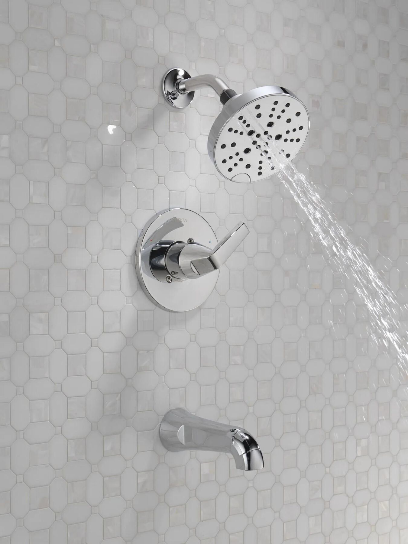 Monitor&reg; 14 Series Tub and Shower