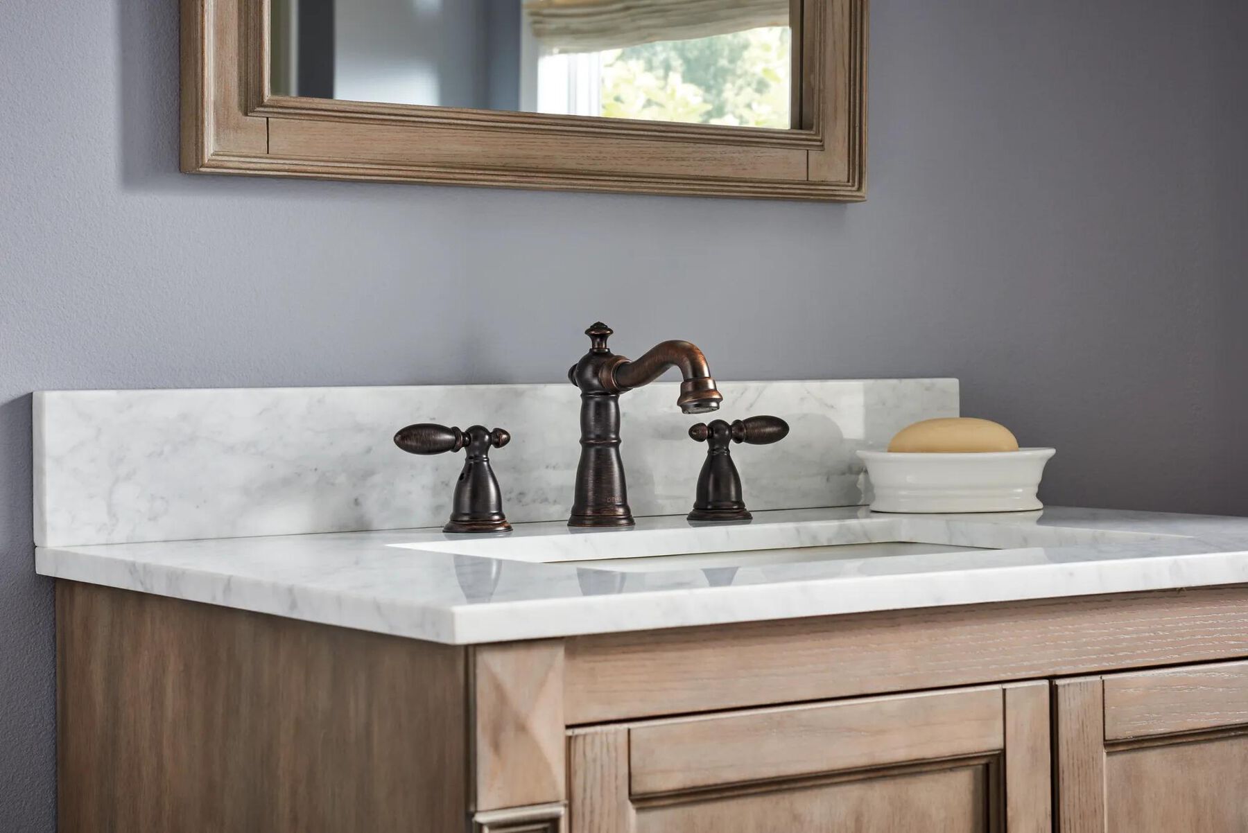 Two Handle Widespread Bathroom Faucet