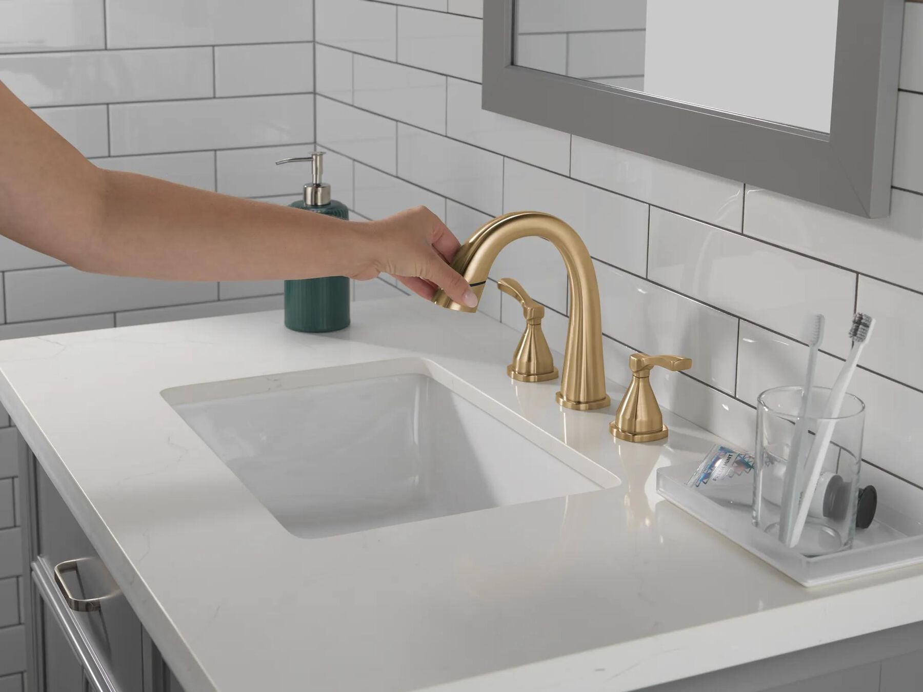 Two Handle Widespread Pull Down Bathroom Faucet